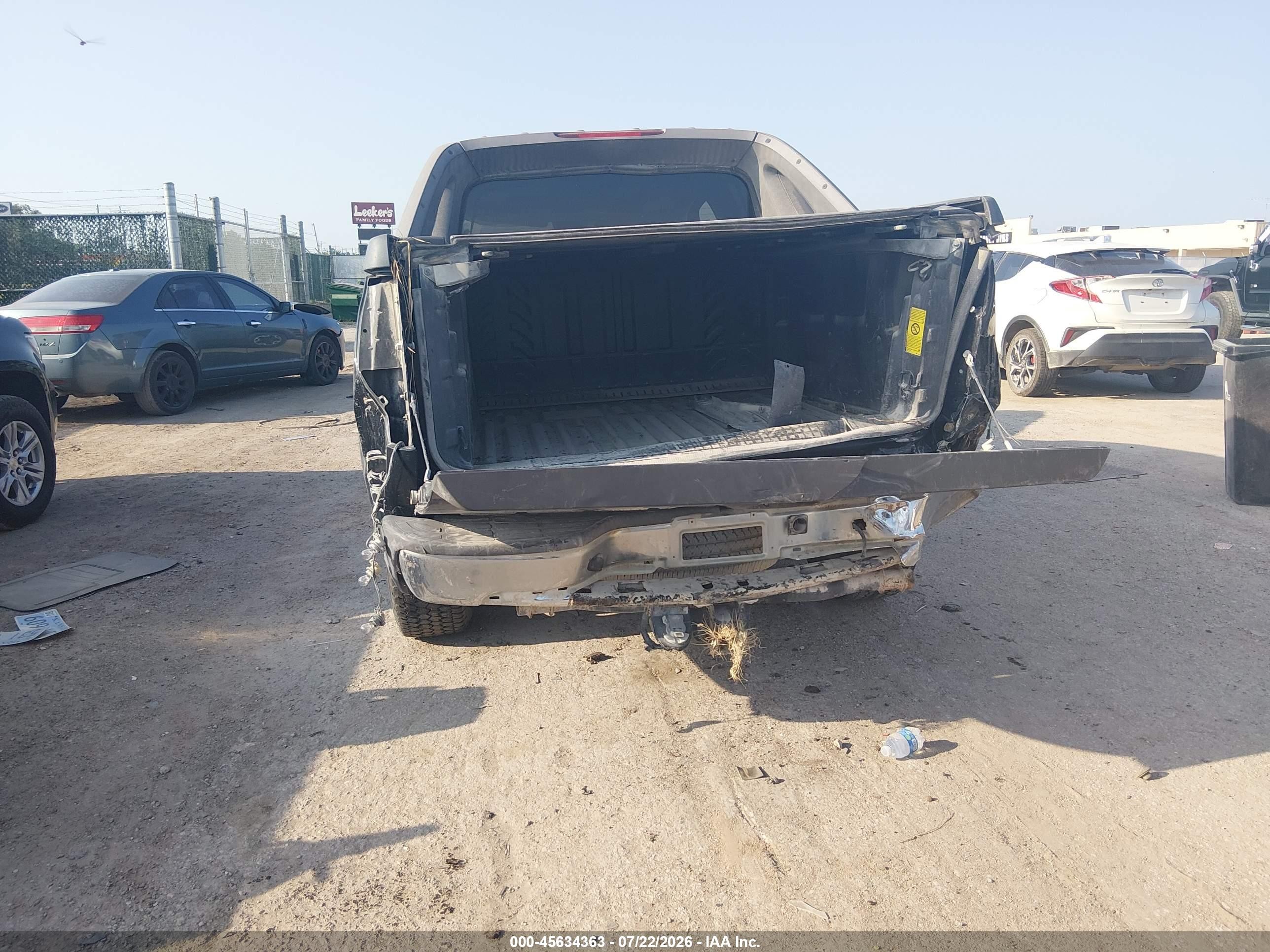 2005 Chevrolet Avalanche 1500 Z71 Black vin: 3GNEK12Z85G175625
