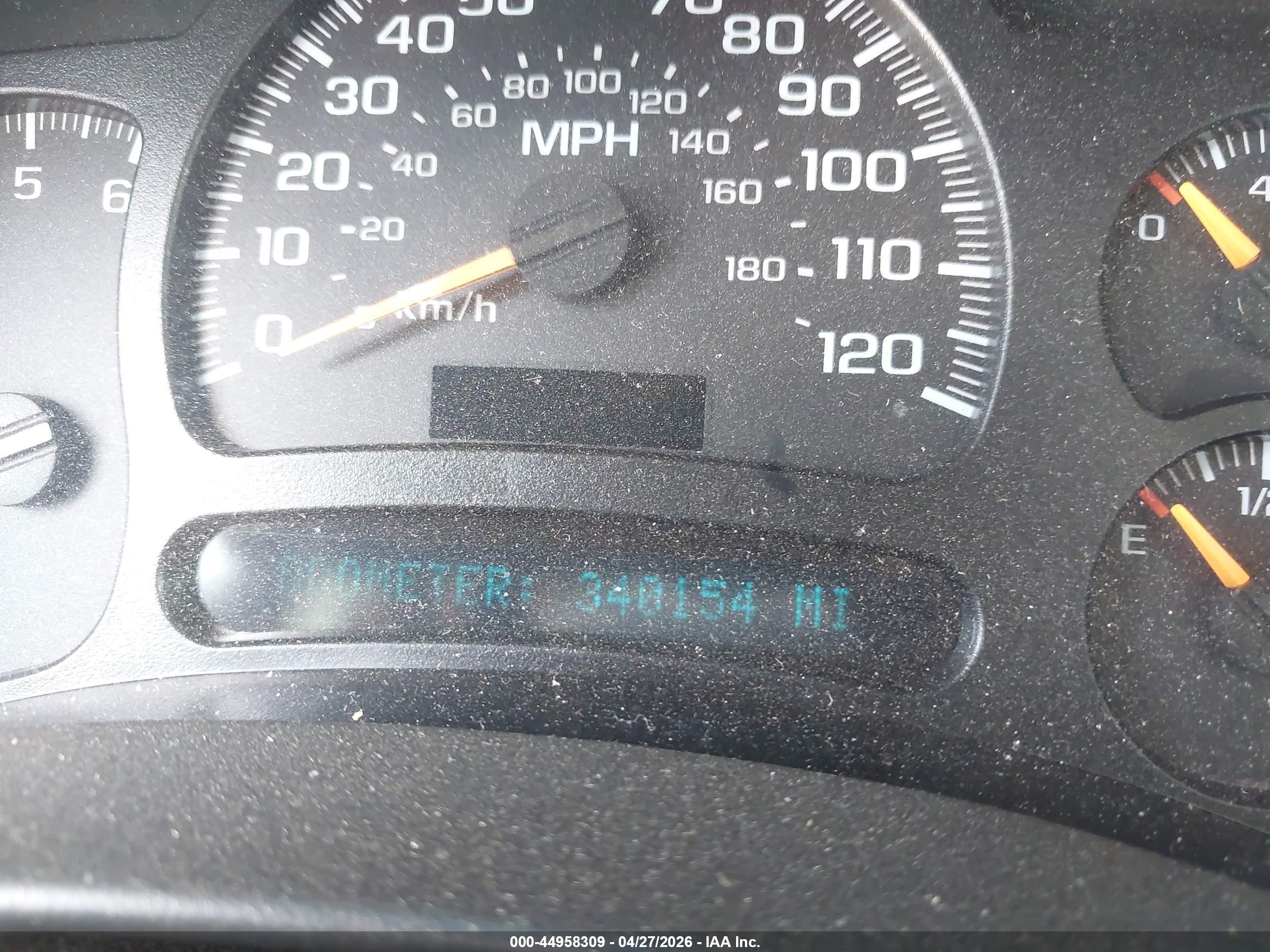 2005 Chevrolet Avalanche 1500 Z71 Silver vin: 3GNEK12Z85G191047