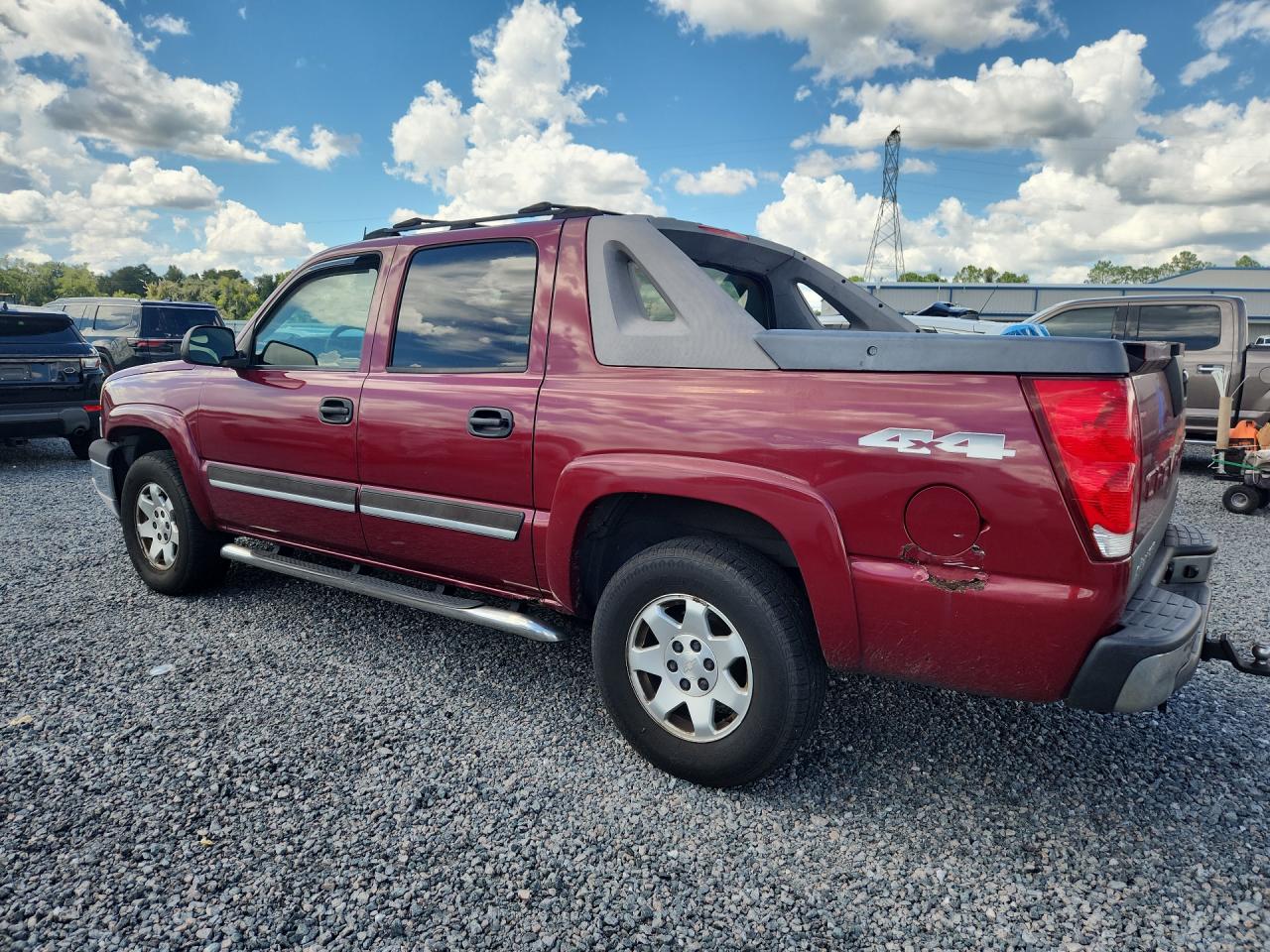 2005 Chevrolet Avalanche K1500 Maroon vin: 3GNEK12Z95G144982