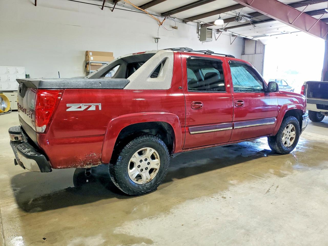 2005 Chevrolet Avalanche K1500 Бордовый vin: 3GNEK12Z95G150233