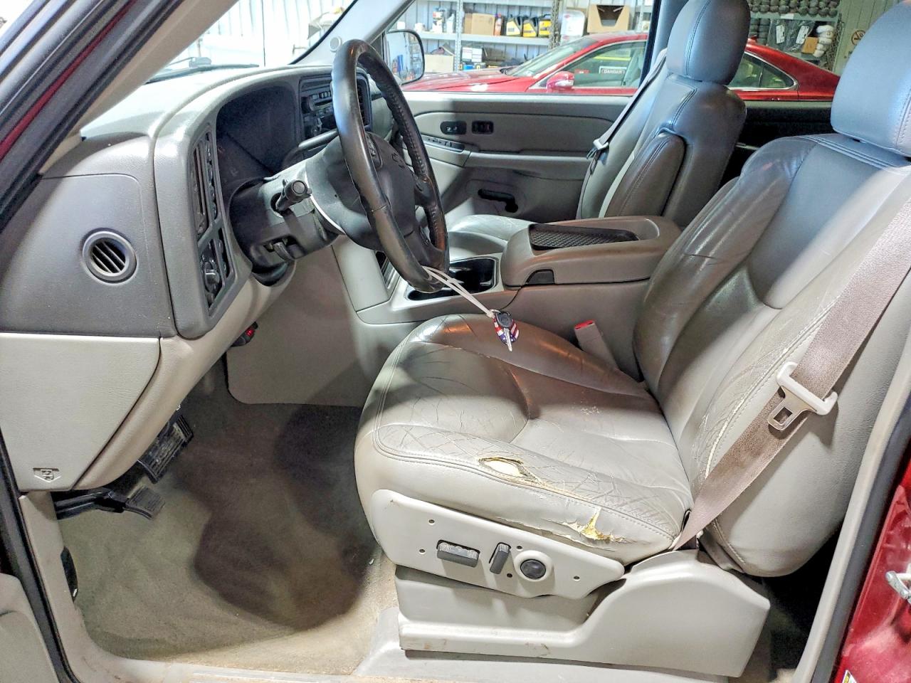 2005 Chevrolet Avalanche K1500 Бордовый vin: 3GNEK12Z95G150233