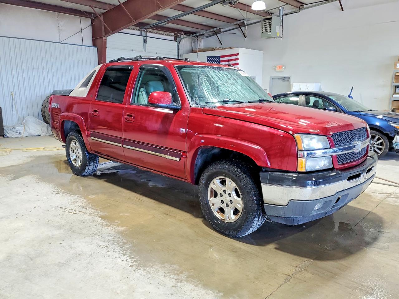 2005 Chevrolet Avalanche K1500 Бордовый vin: 3GNEK12Z95G150233
