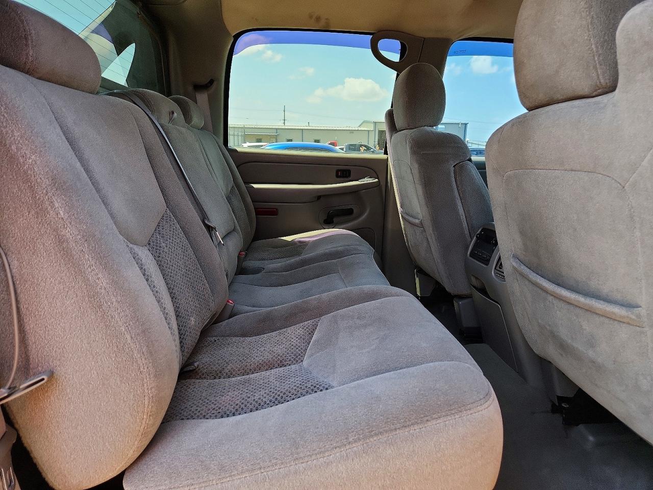 2005 Chevrolet Avalanche K1500 Red vin: 3GNEK12Z95G282165