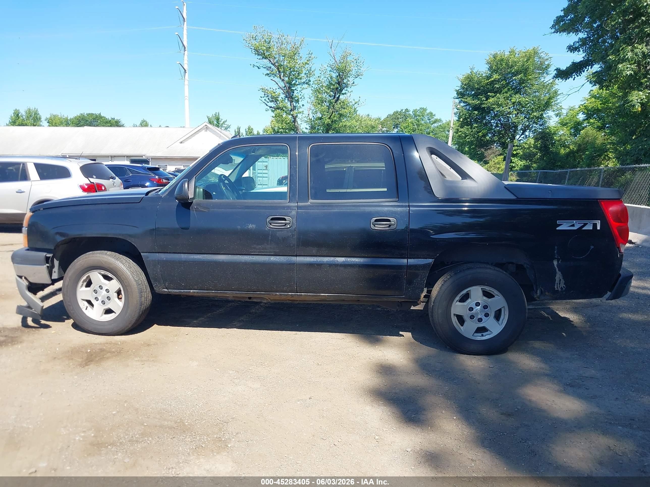 2005 Chevrolet Avalanche 1500 Z71 Black vin: 3GNEK12ZX5G116740