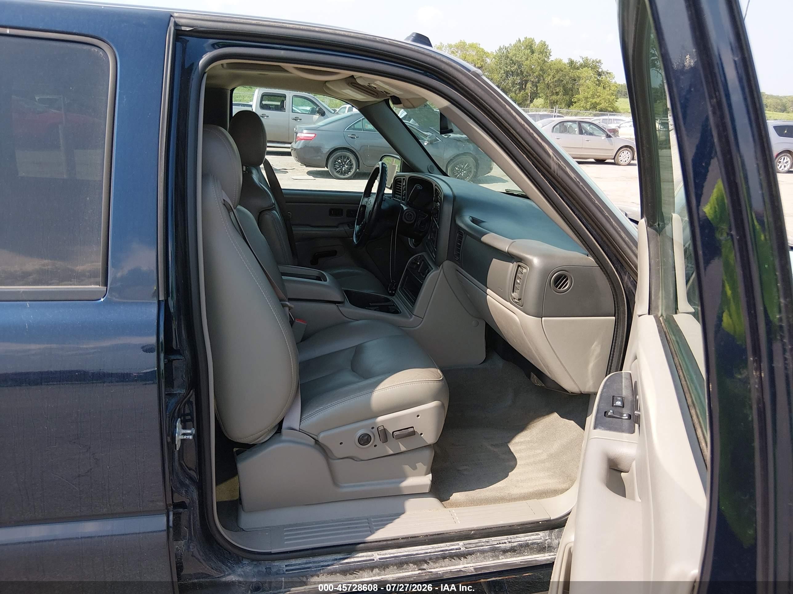2005 Chevrolet Avalanche 1500 Z71 Blue vin: 3GNEK12ZX5G159295