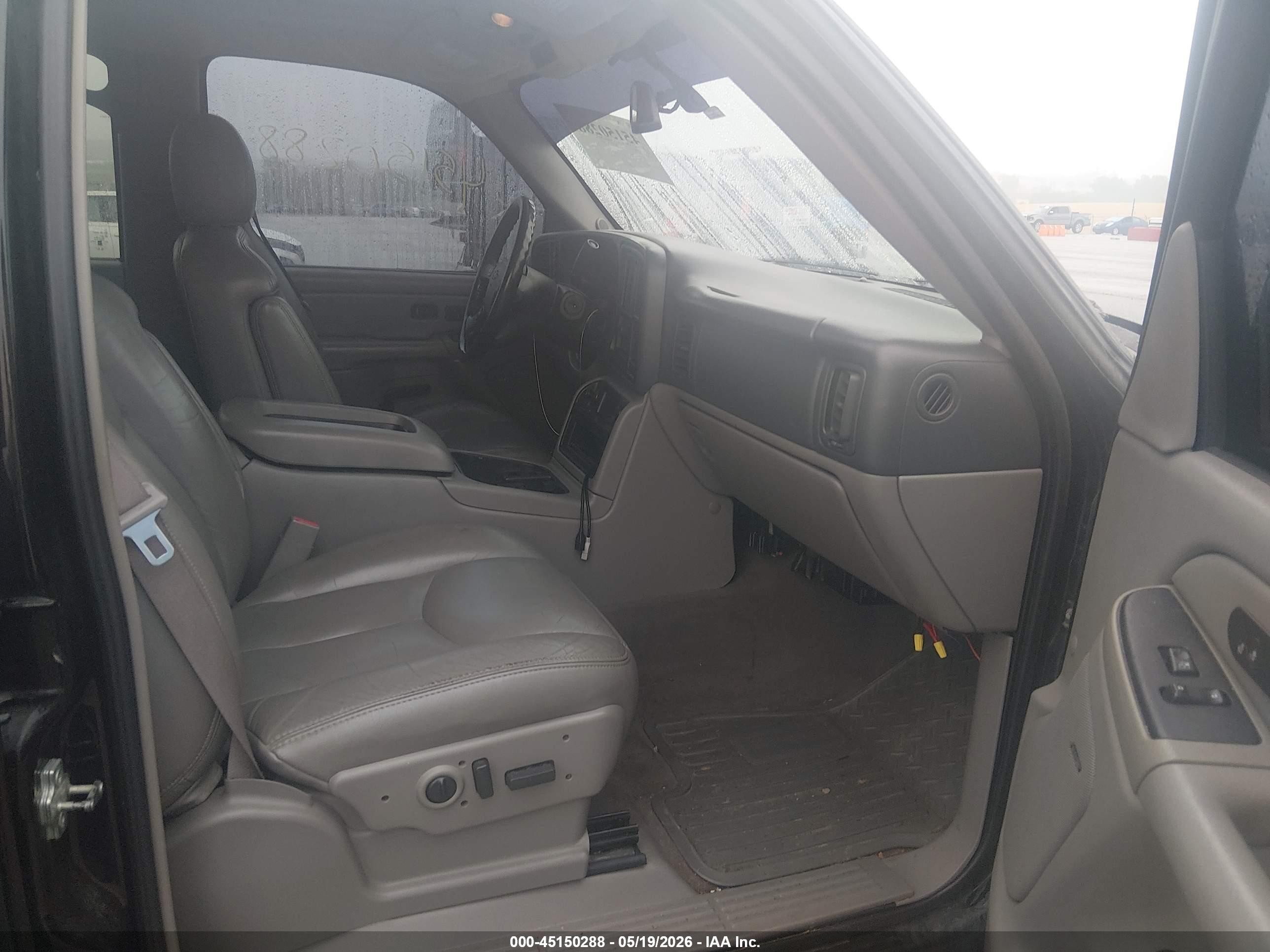 2006 Chevrolet Avalanche 1500 Z71 Black vin: 3GNEK12ZX6G229332