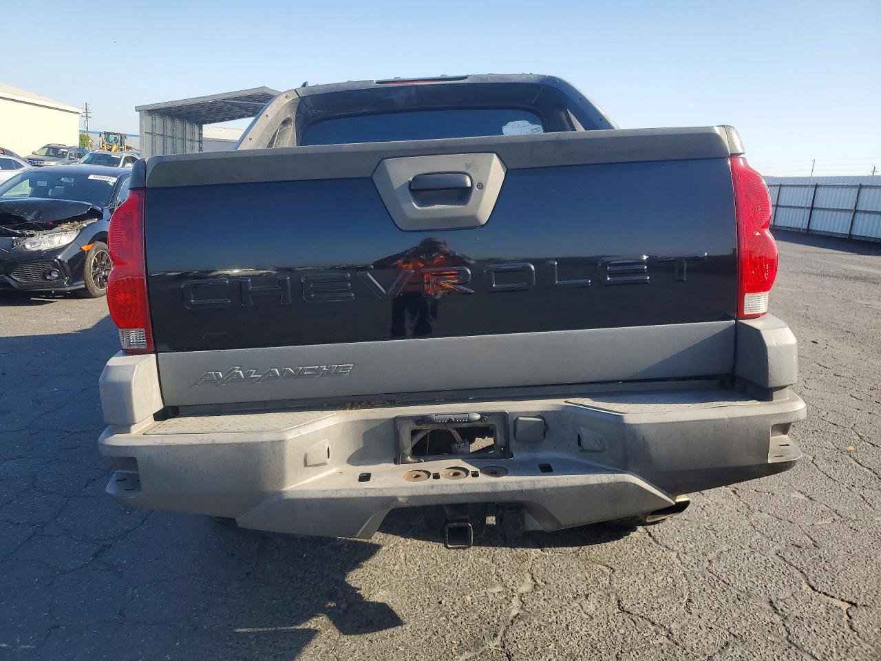 2002 Chevrolet Avalanche Black vin: 3GNEK13T02G122570