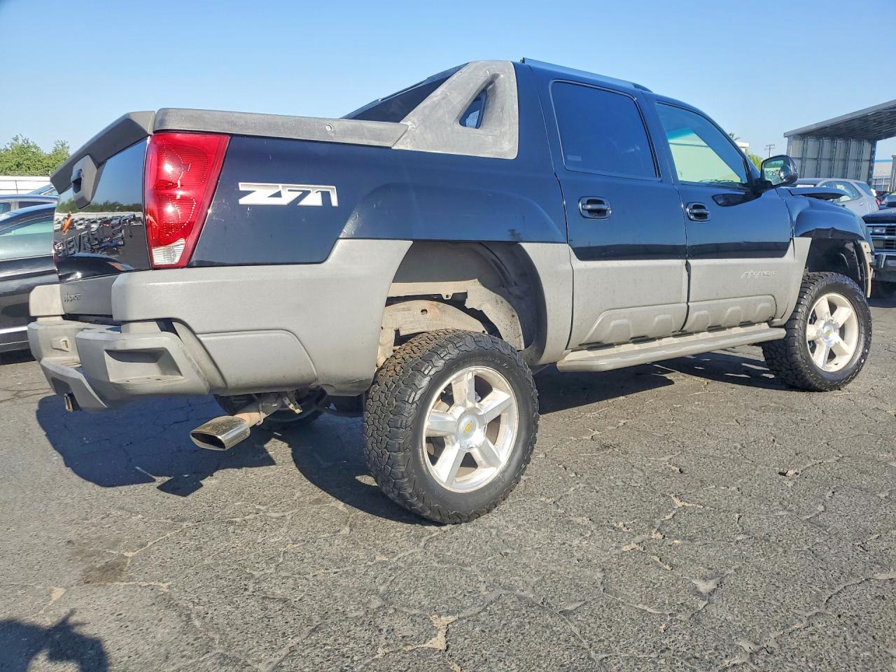 2002 Chevrolet Avalanche Black vin: 3GNEK13T02G122570