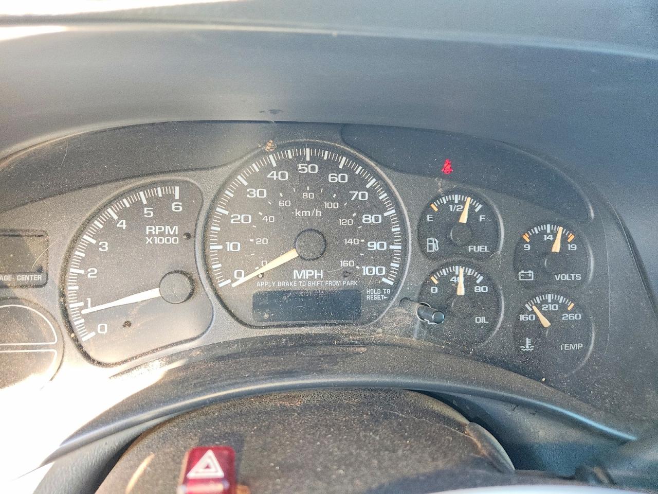 2002 Chevrolet Avalanche K1500 Gold vin: 3GNEK13T02G137893