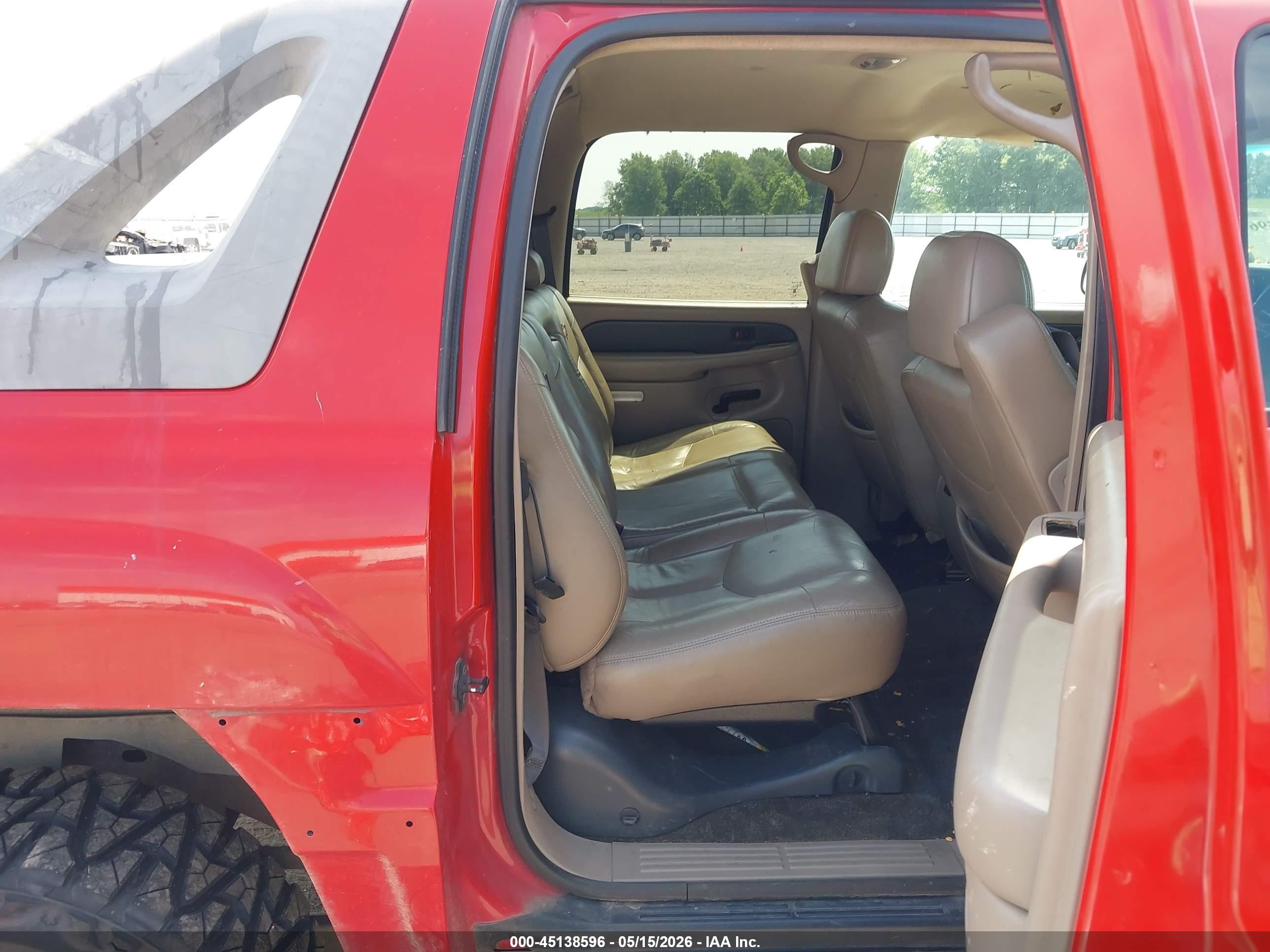 2002 Chevrolet Avalanche 1500   Red vin: 3GNEK13T02G354215