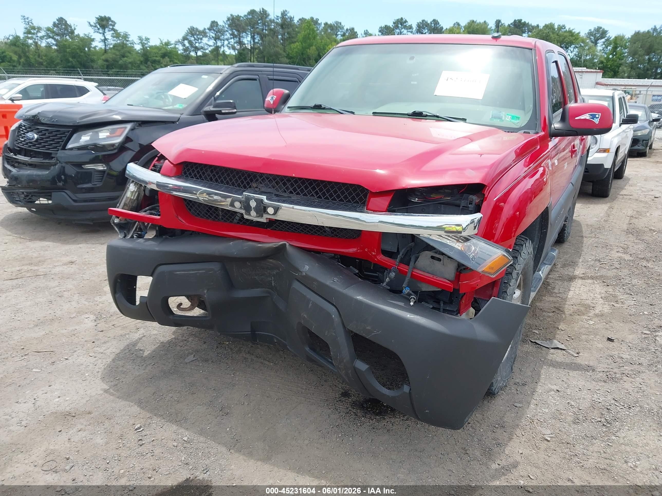 2003 Chevrolet Avalanche 1500   Red vin: 3GNEK13T03G117645