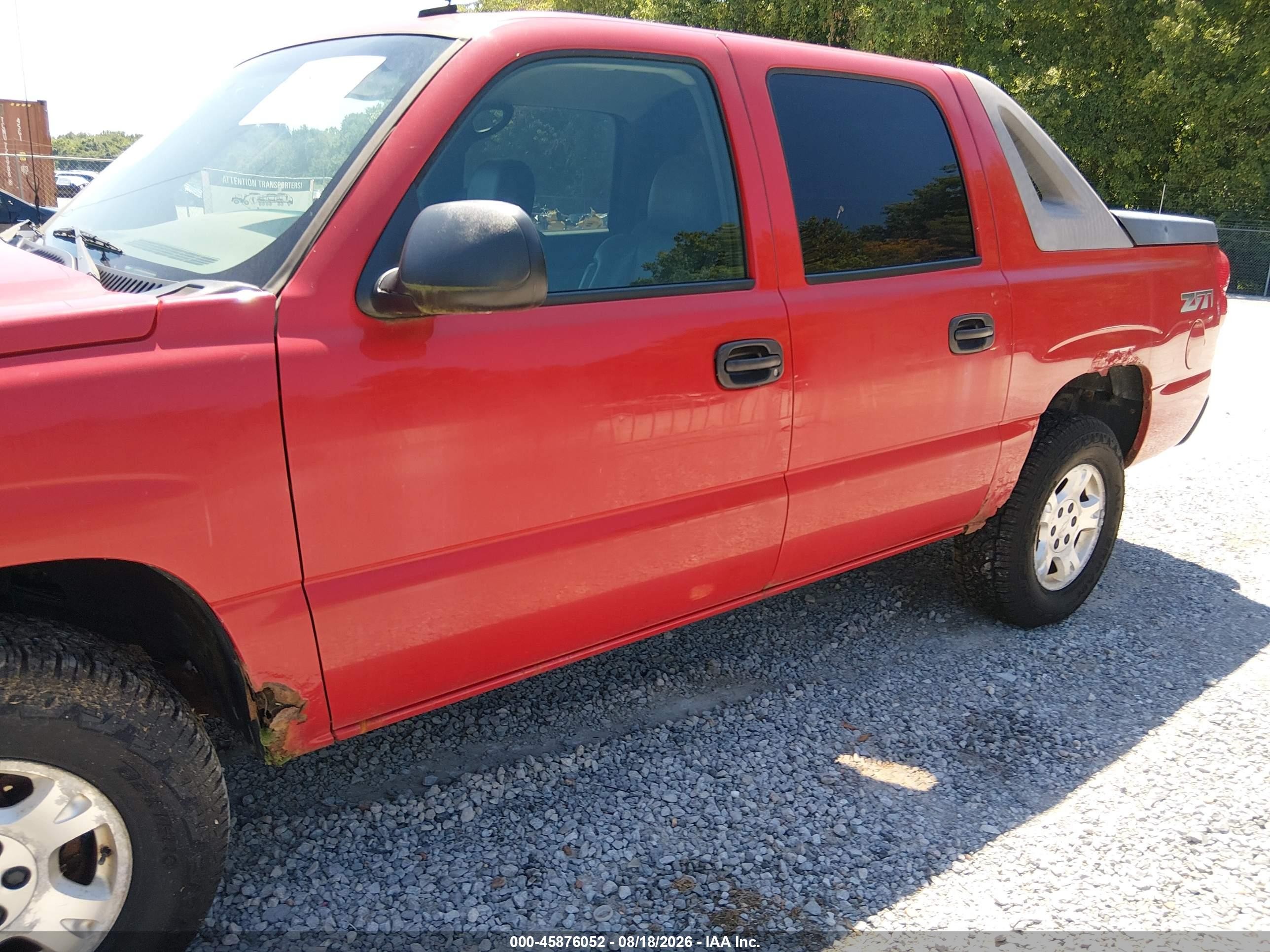 2003 Chevrolet Avalanche 1500   Red vin: 3GNEK13T03G306943