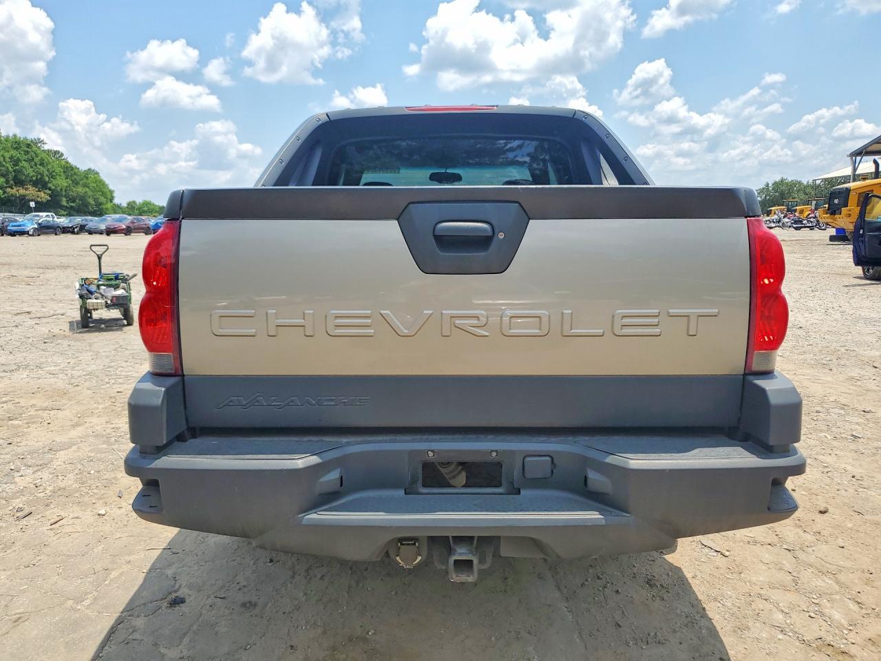 2003 Chevrolet Avalanche K1500 Tan vin: 3GNEK13T03G307901