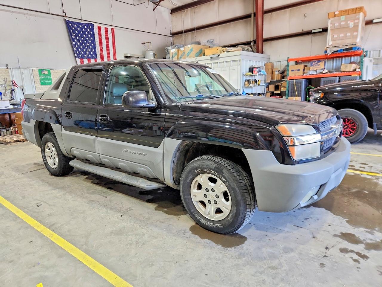 2002 Chevrolet Avalanche K1500 Black vin: 3GNEK13T12G182695