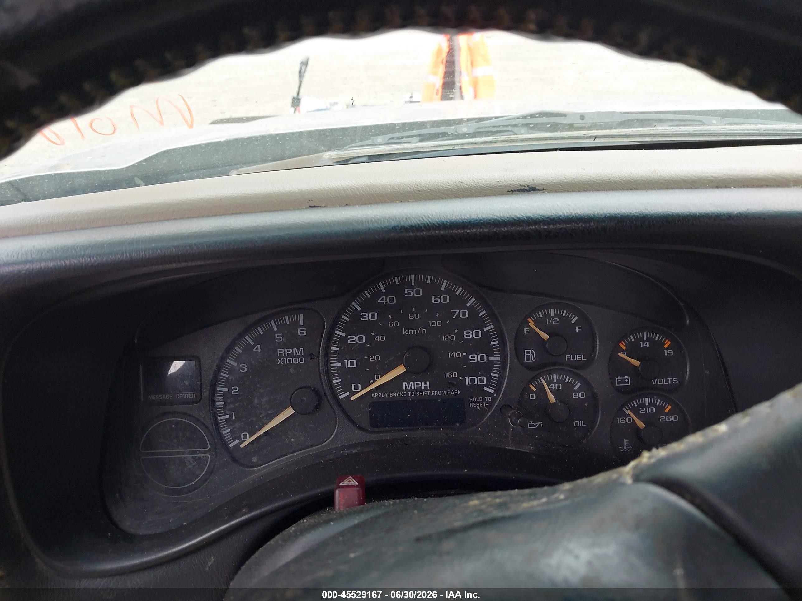 2002 Chevrolet Avalanche 1500   Gold vin: 3GNEK13T12G269092