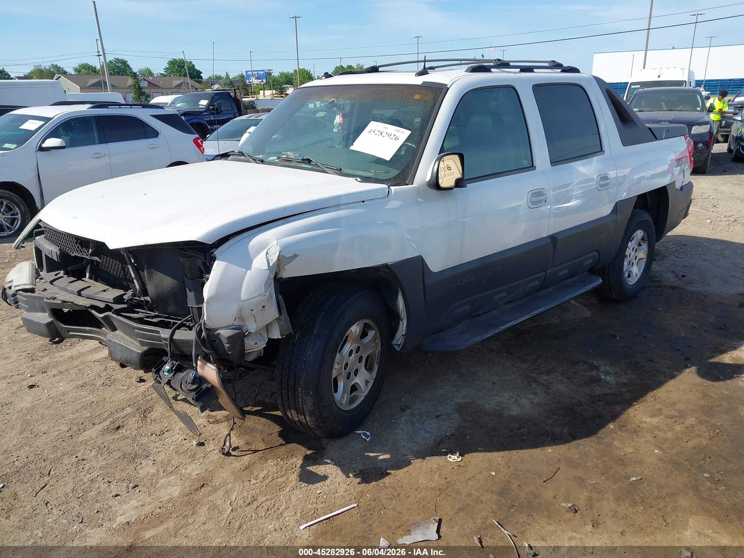2003 Chevrolet Avalanche 1500   White vin: 3GNEK13T13G333245