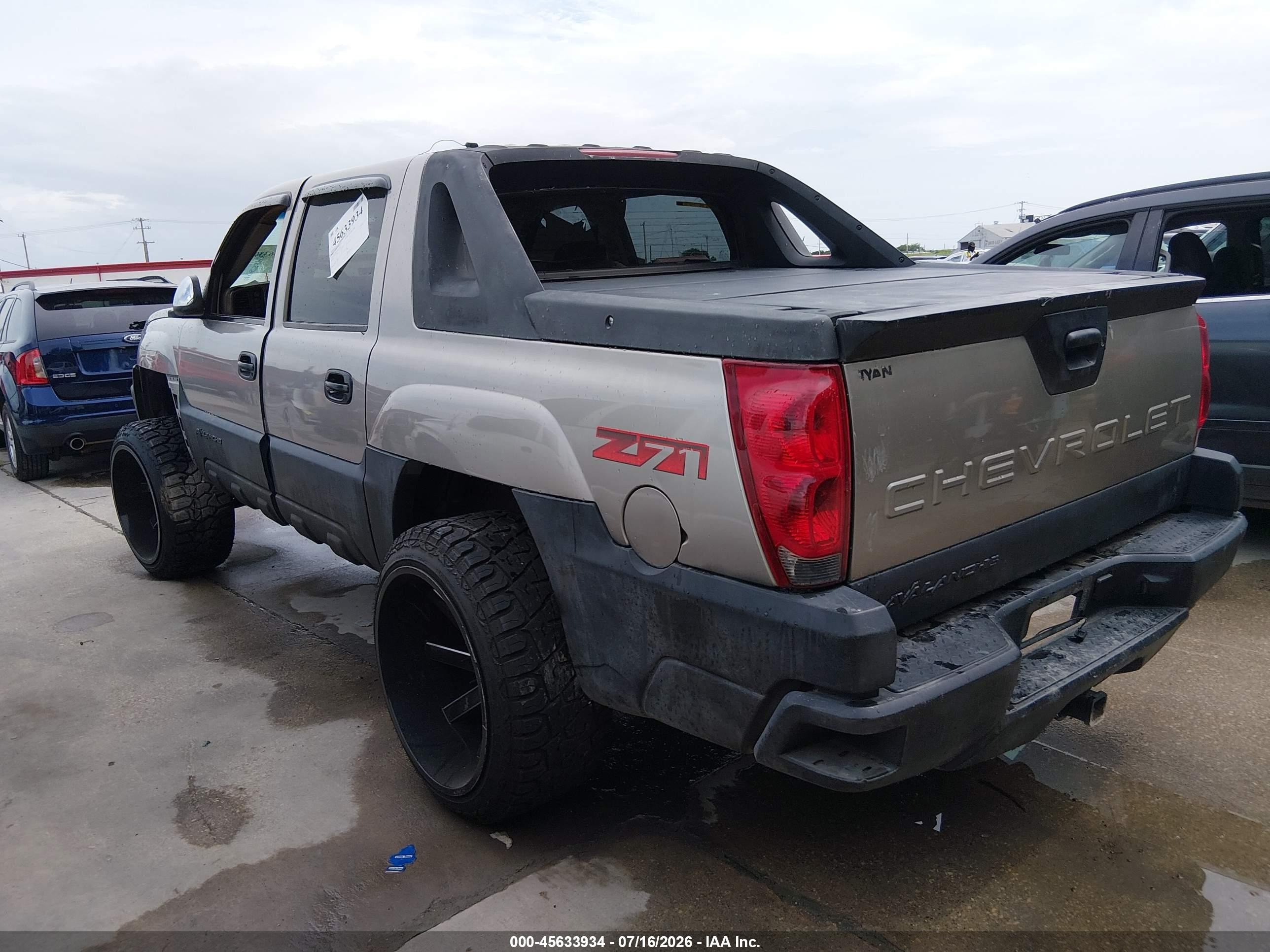 2002 Chevrolet Avalanche 1500   Gold vin: 3GNEK13T22G119301