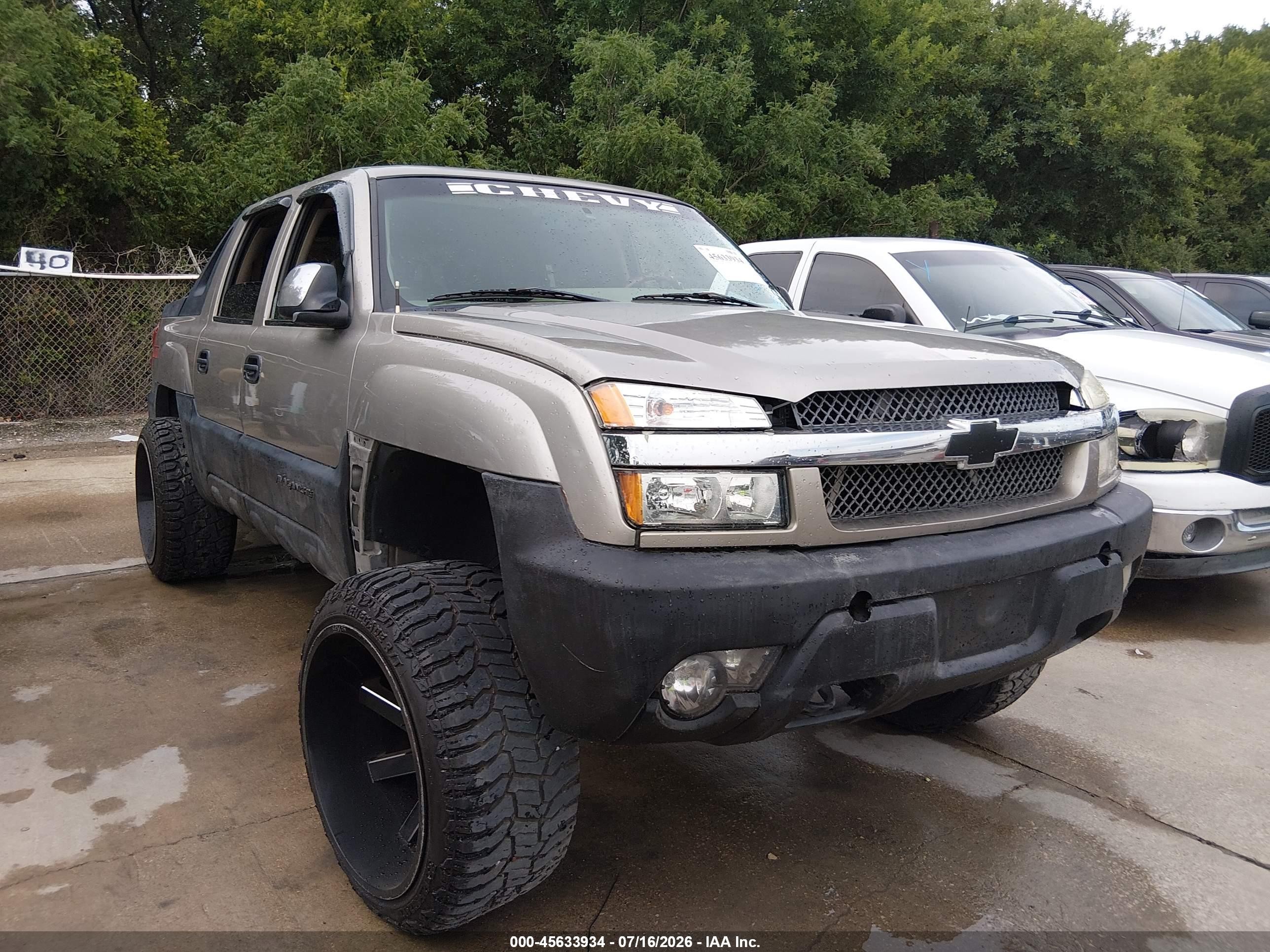 2002 Chevrolet Avalanche 1500   Gold vin: 3GNEK13T22G119301