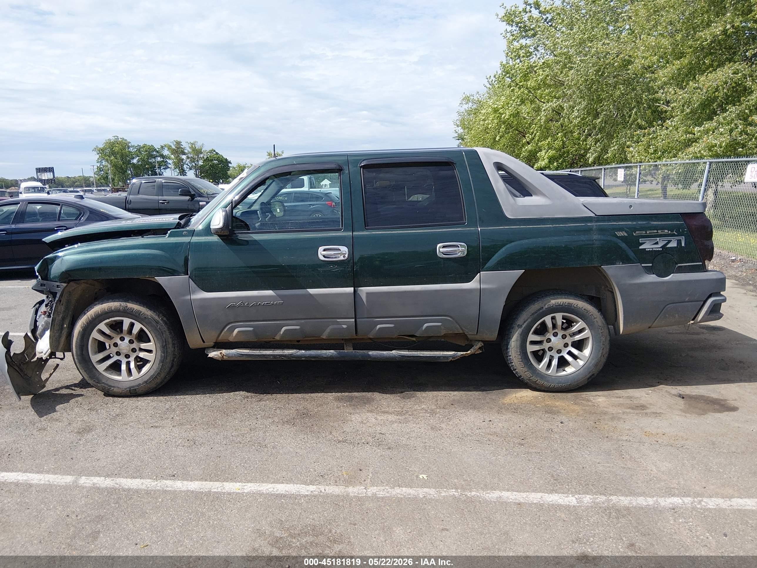 2002 Chevrolet Avalanche 1500   Green vin: 3GNEK13T22G167526