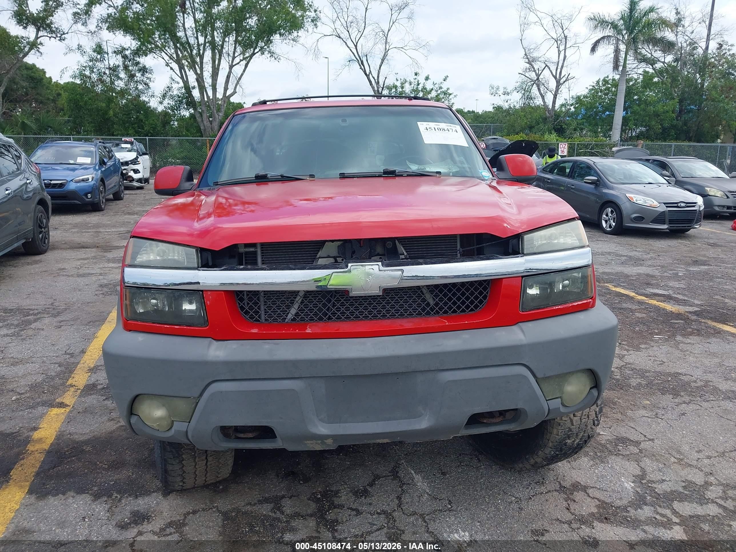 2002 Chevrolet Avalanche 1500   Red vin: 3GNEK13T22G224842