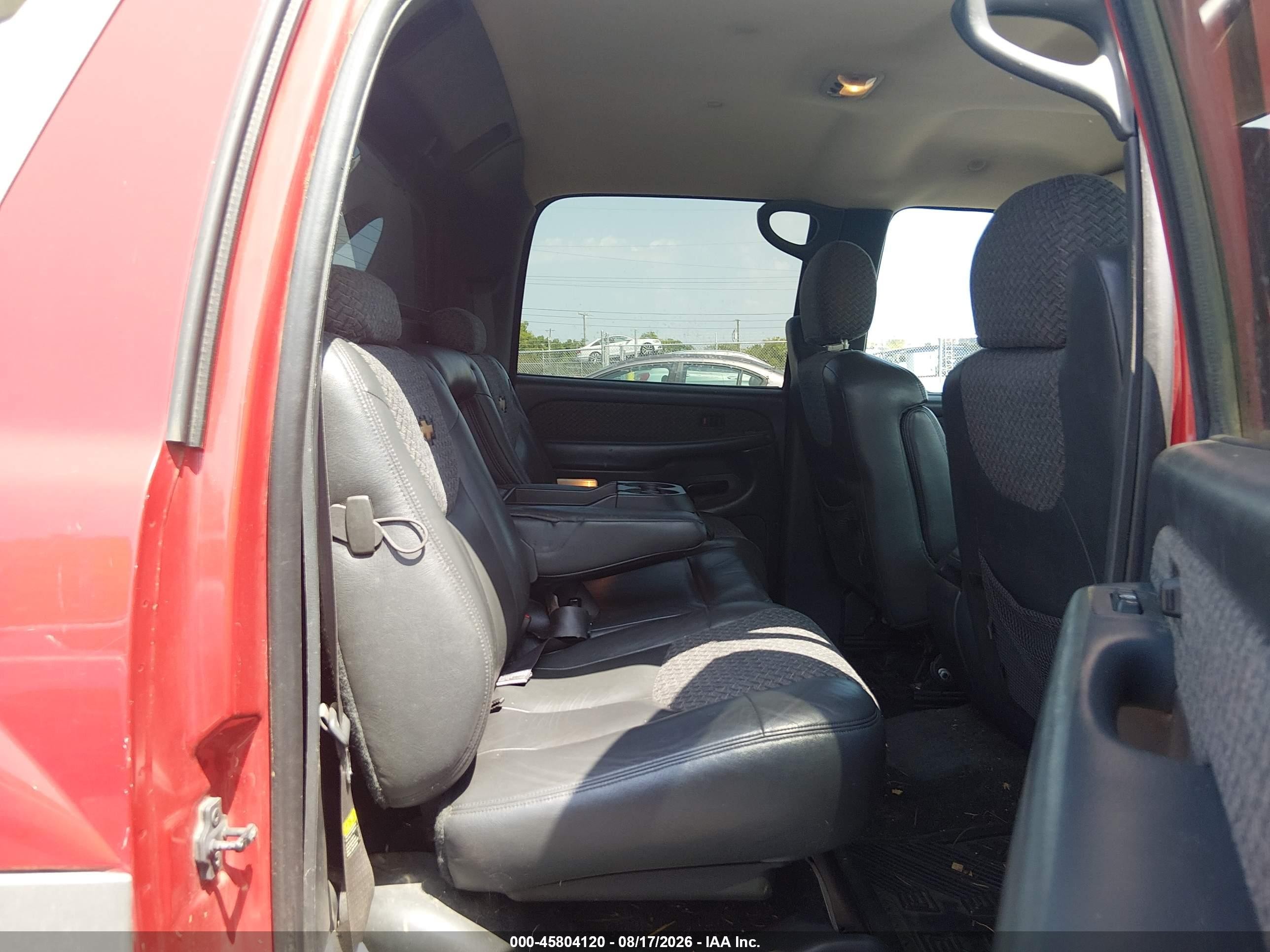 2002 Chevrolet Avalanche 1500   Red vin: 3GNEK13T22G340607
