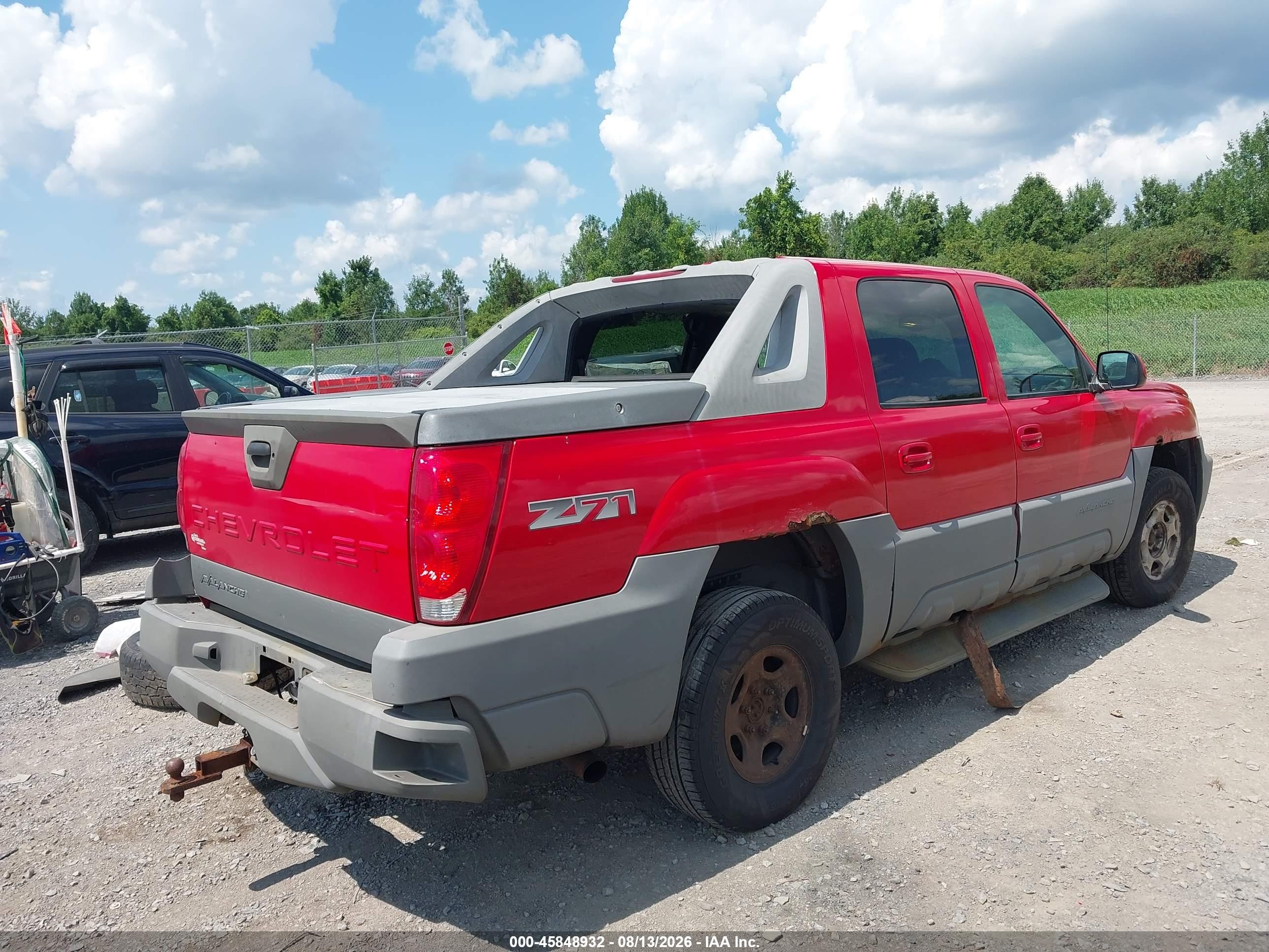 2002 Chevrolet Avalanche 1500   Red vin: 3GNEK13T32G105679