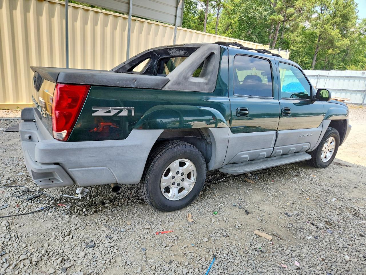 2002 Chevrolet Avalanche K1500 Green vin: 3GNEK13T32G214014
