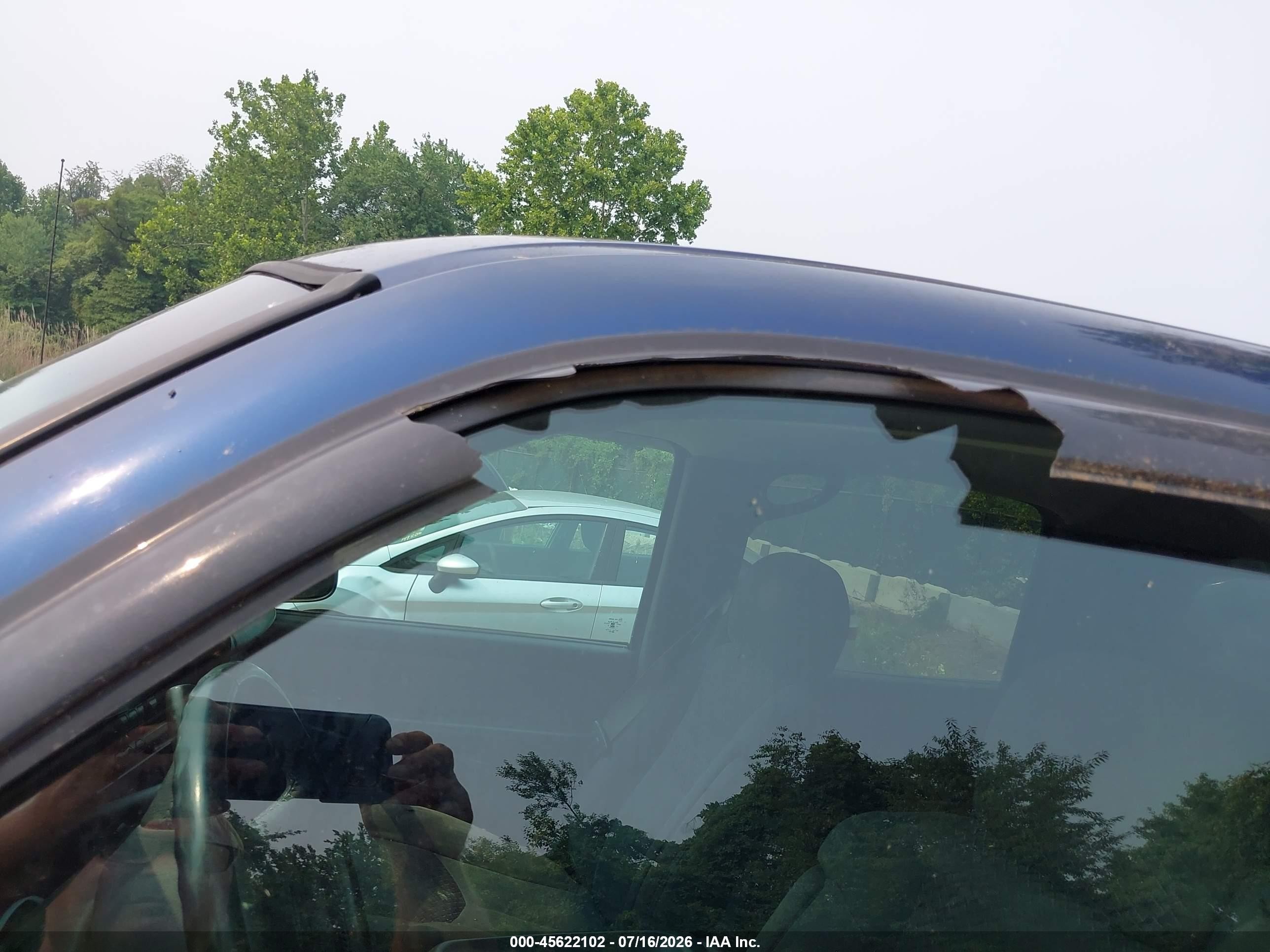 2002 Chevrolet Avalanche 1500   Blue vin: 3GNEK13T32G344701