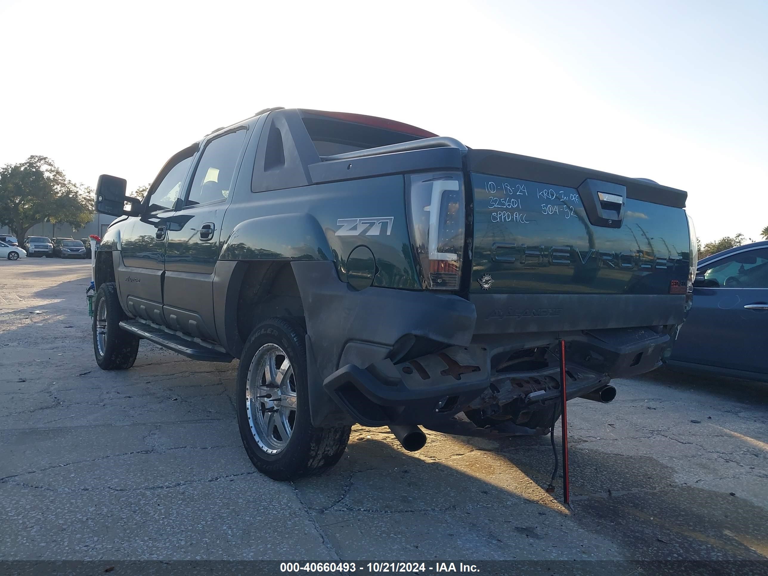 2003 Chevrolet Avalanche 1500   Green vin: 3GNEK13T43G296224