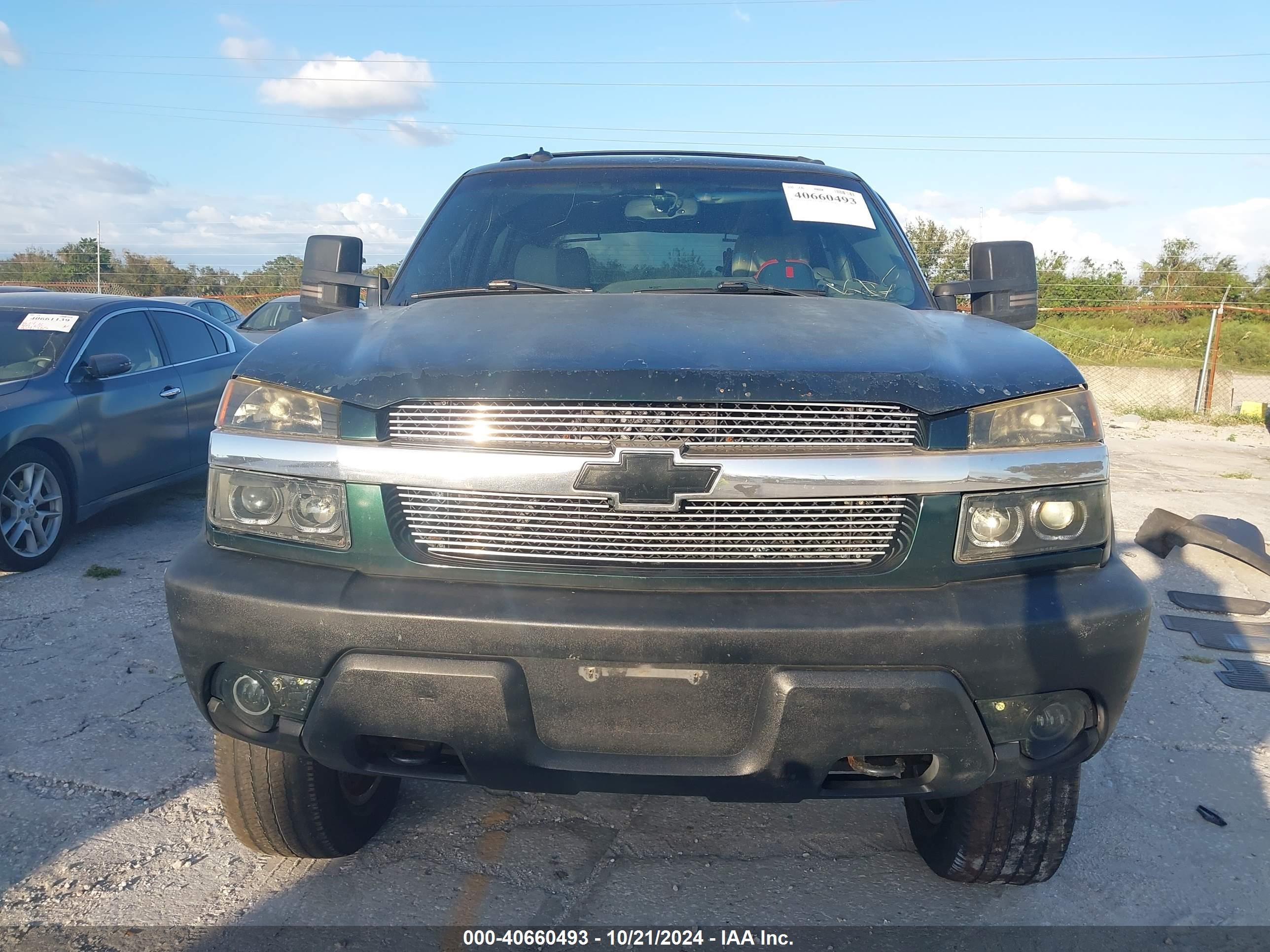 2003 Chevrolet Avalanche 1500   Green vin: 3GNEK13T43G296224