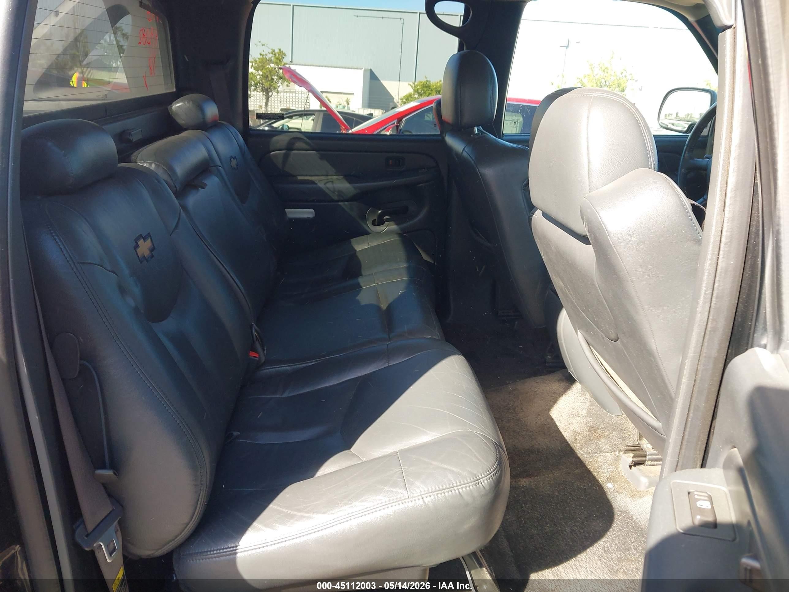 2002 Chevrolet Avalanche 1500   Black vin: 3GNEK13T52G186684