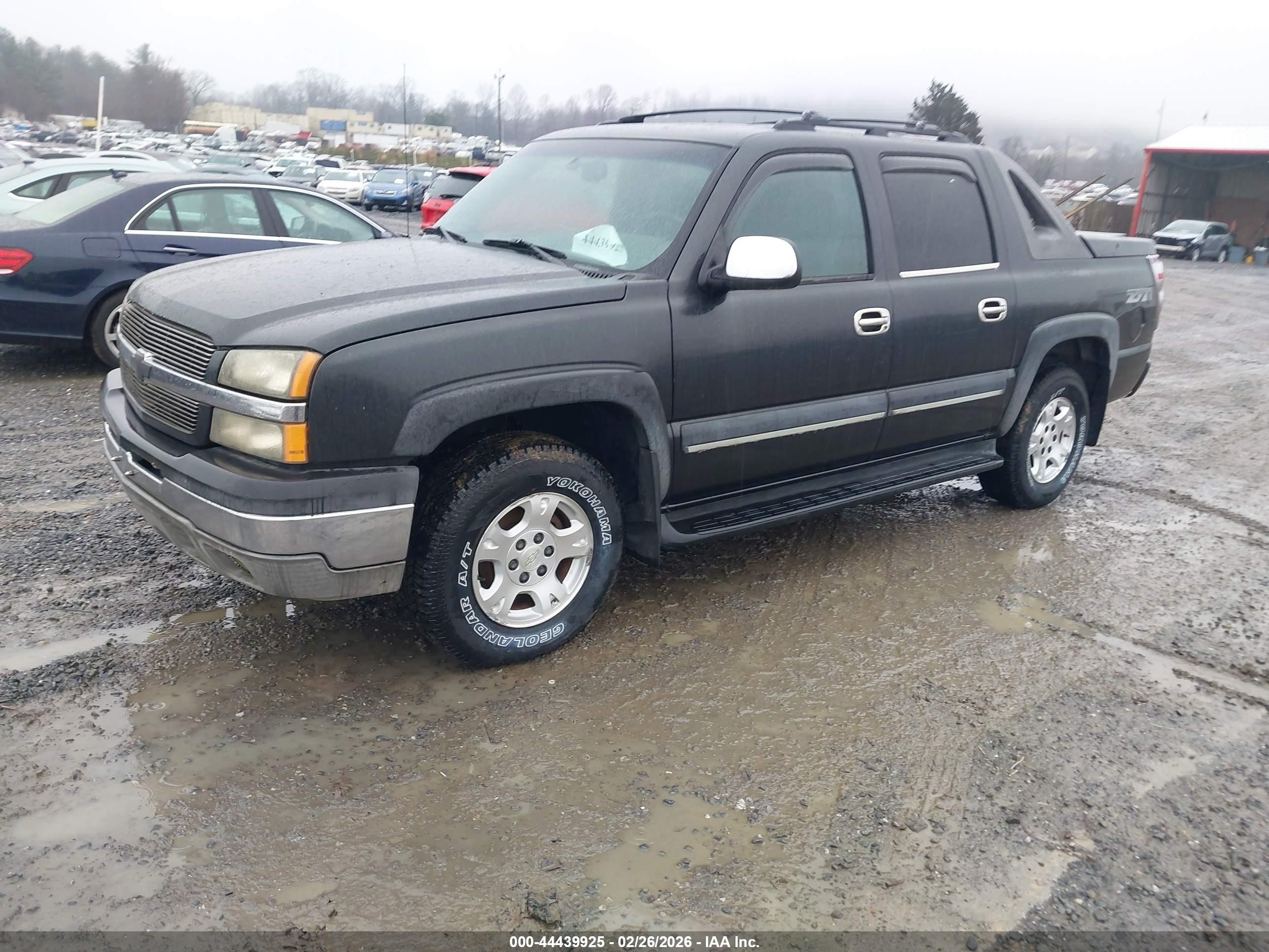 2003 Chevrolet Avalanche 1500   Green vin: 3GNEK13T53G245122