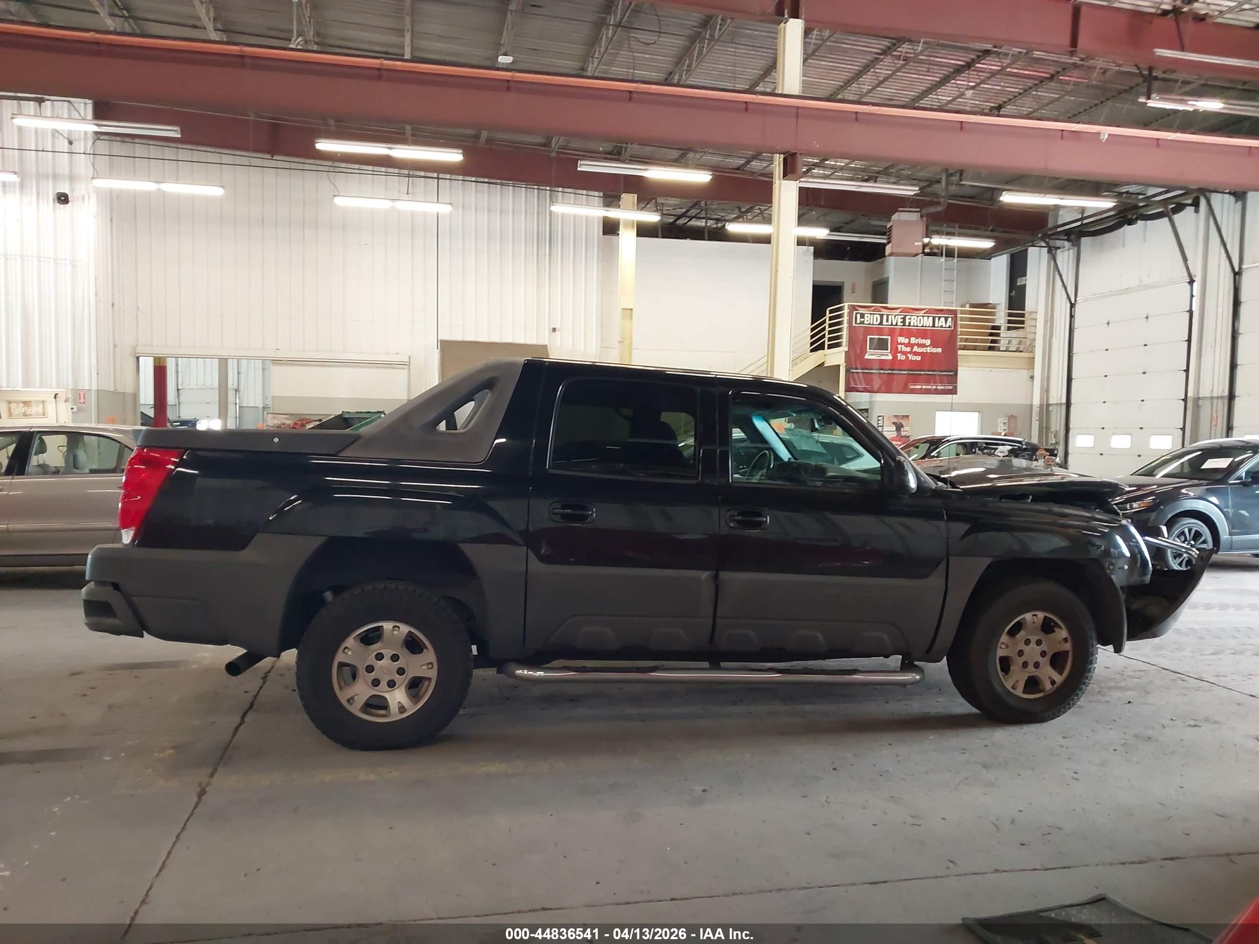2003 Chevrolet Avalanche 1500   Black vin: 3GNEK13T53G263667