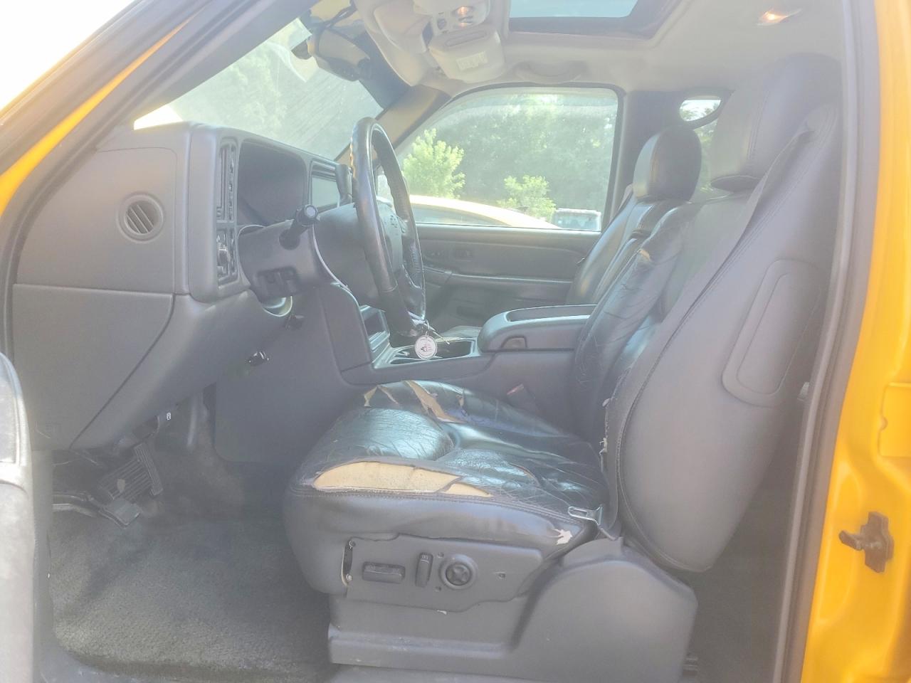 2003 Chevrolet Avalance Yellow vin: 3GNEK13T53G288634