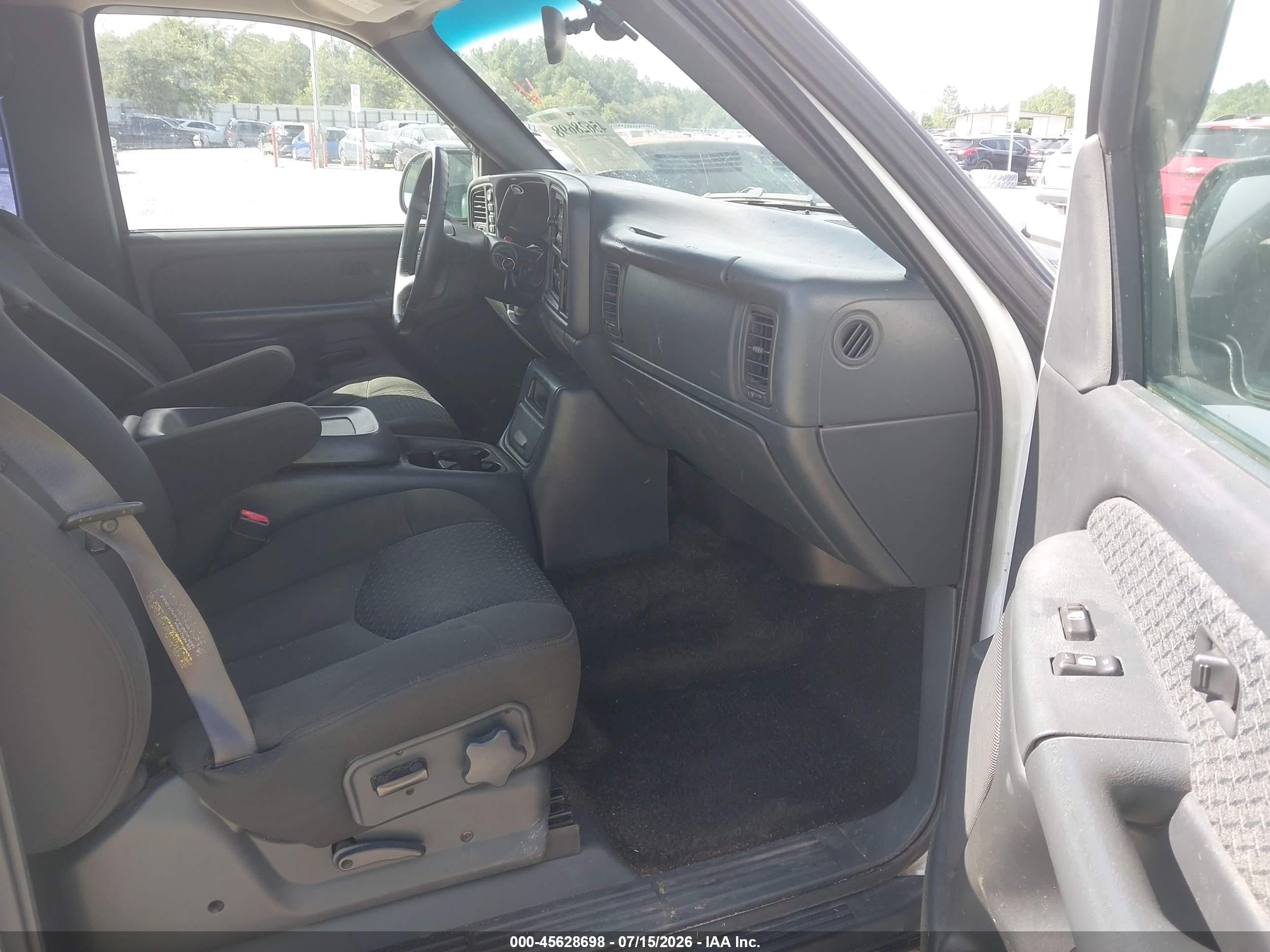 2002 Chevrolet Avalanche 1500   White vin: 3GNEK13T62G106339