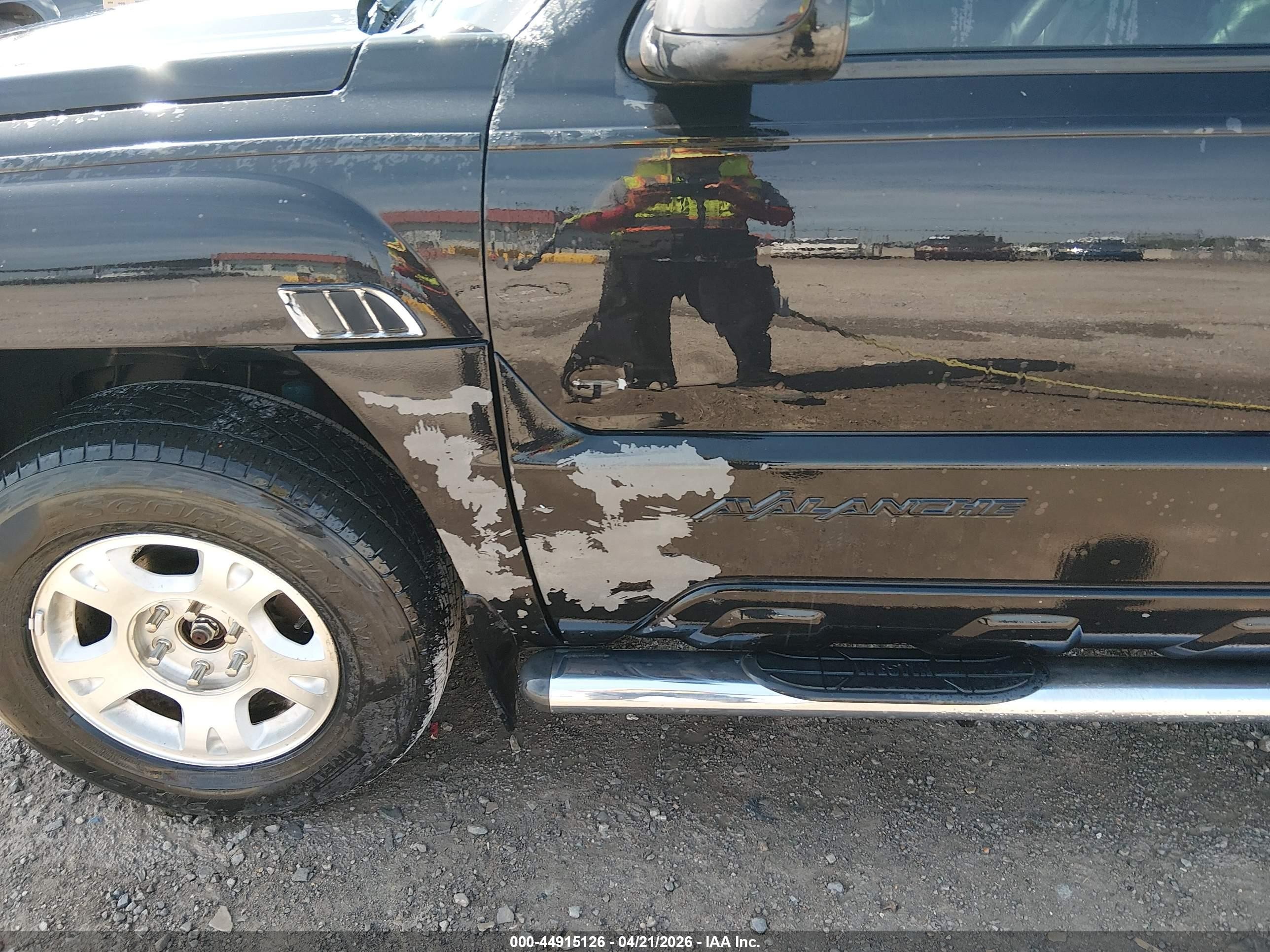 2002 Chevrolet Avalanche 1500   Черный vin: 3GNEK13T62G122475