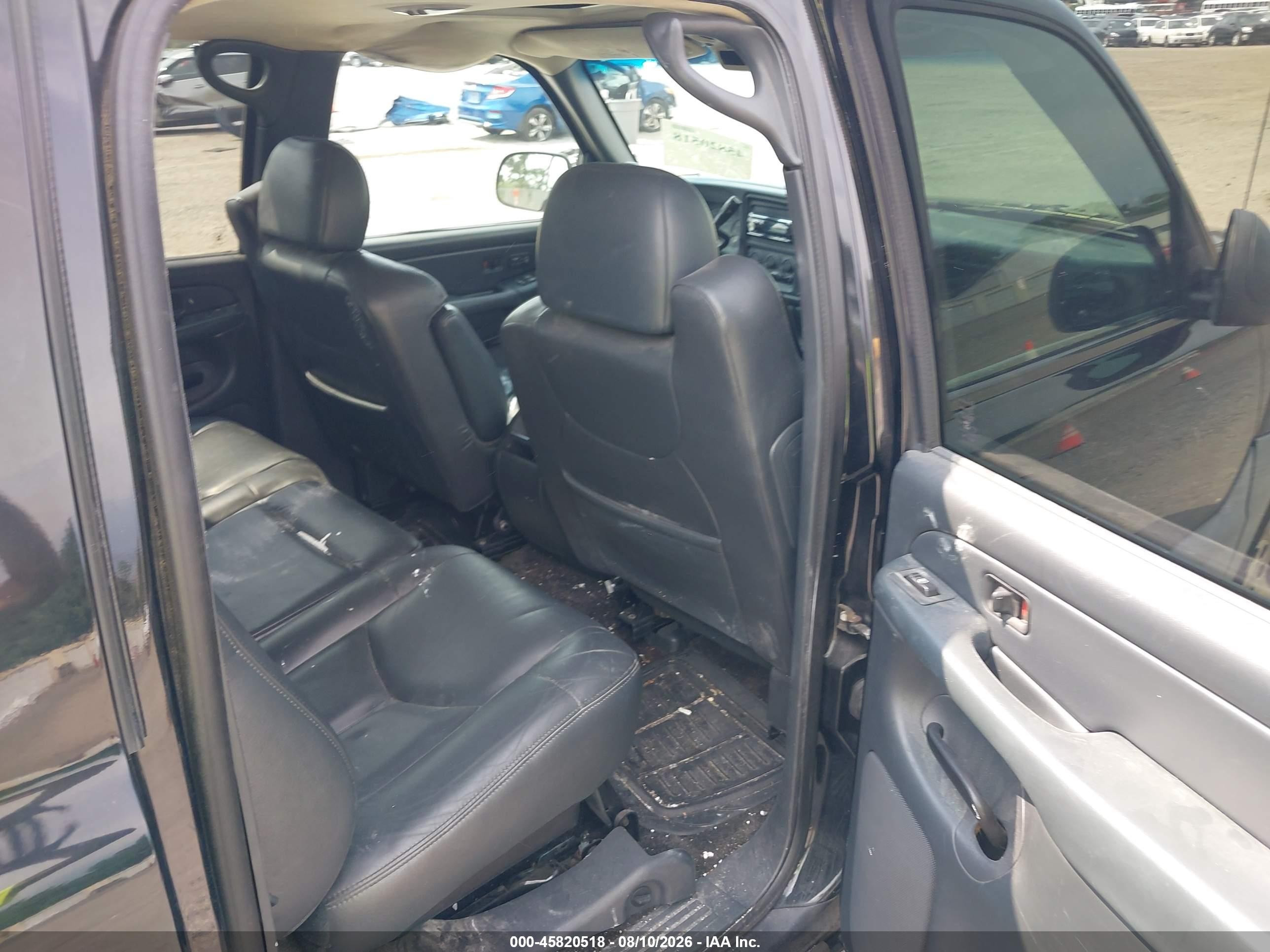 2002 Chevrolet Avalanche 1500   Black vin: 3GNEK13T62G136604