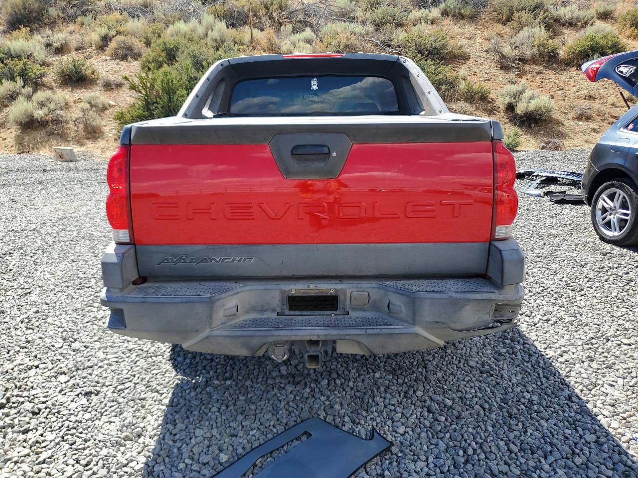 2003 Chevrolet Avalanche K1500 Red vin: 3GNEK13T63G319258