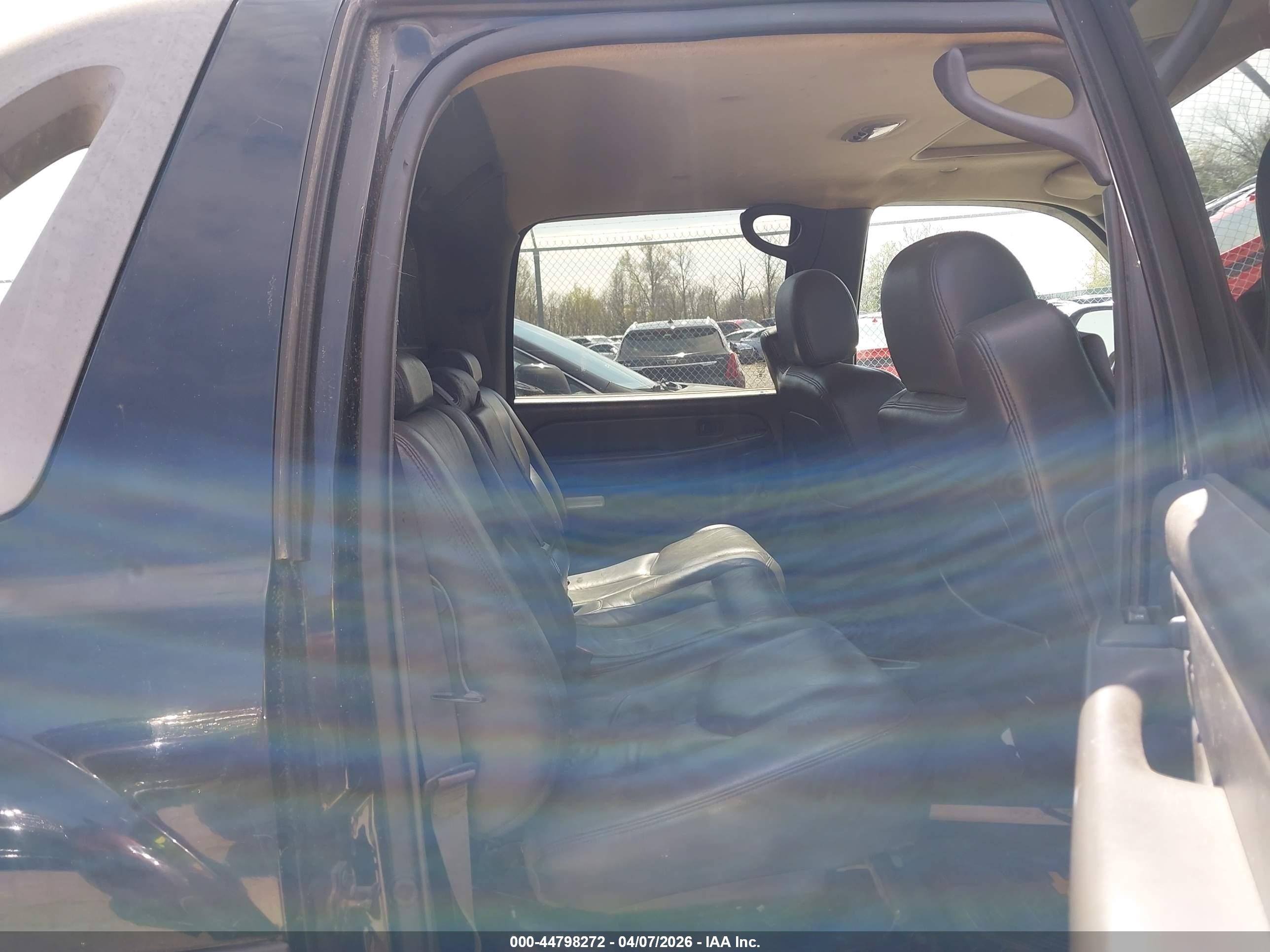 2003 Chevrolet Avalanche 1500   Черный vin: 3GNEK13T73G116587
