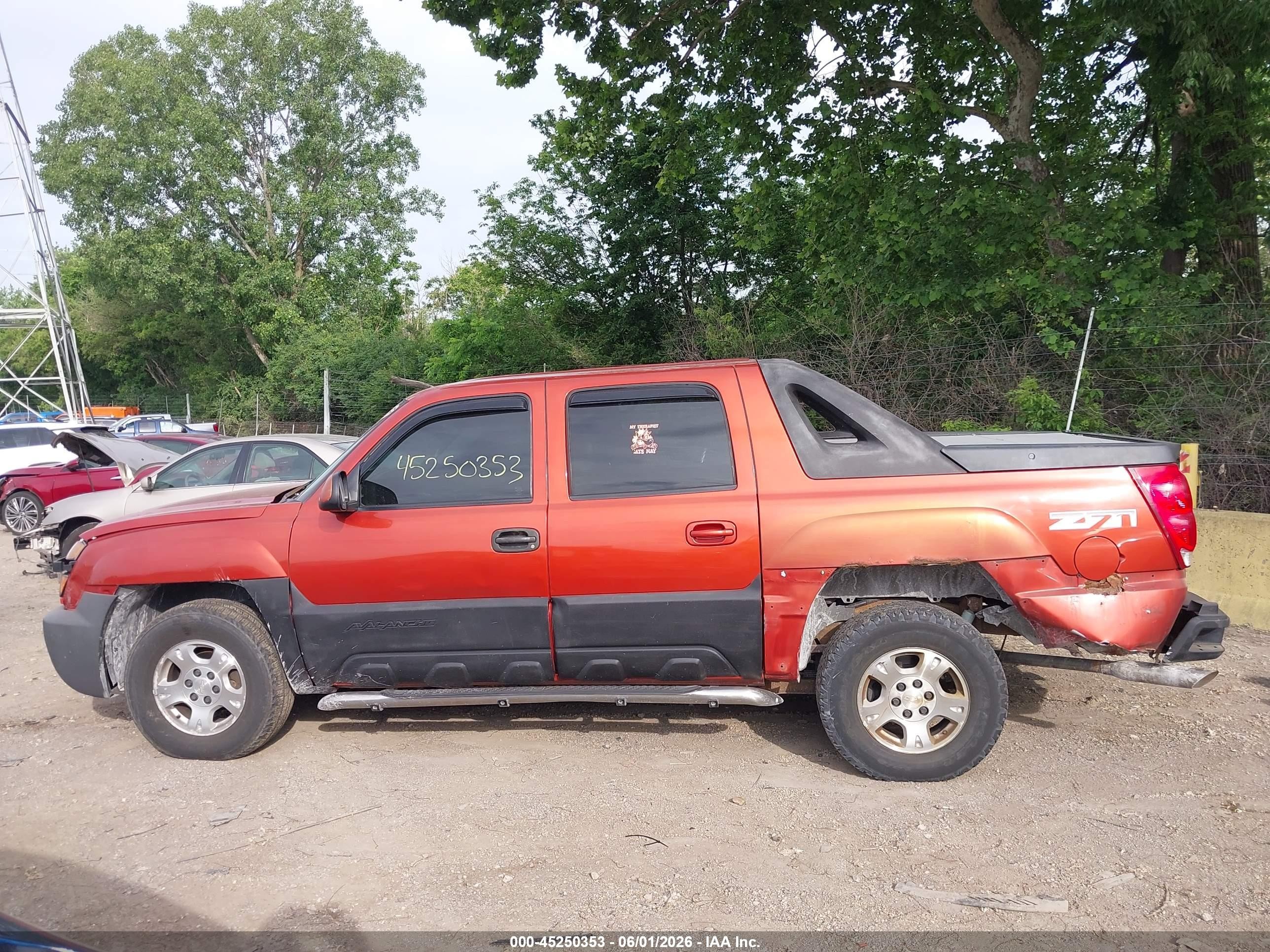 2003 Chevrolet Avalanche 1500   Orange vin: 3GNEK13T73G210128