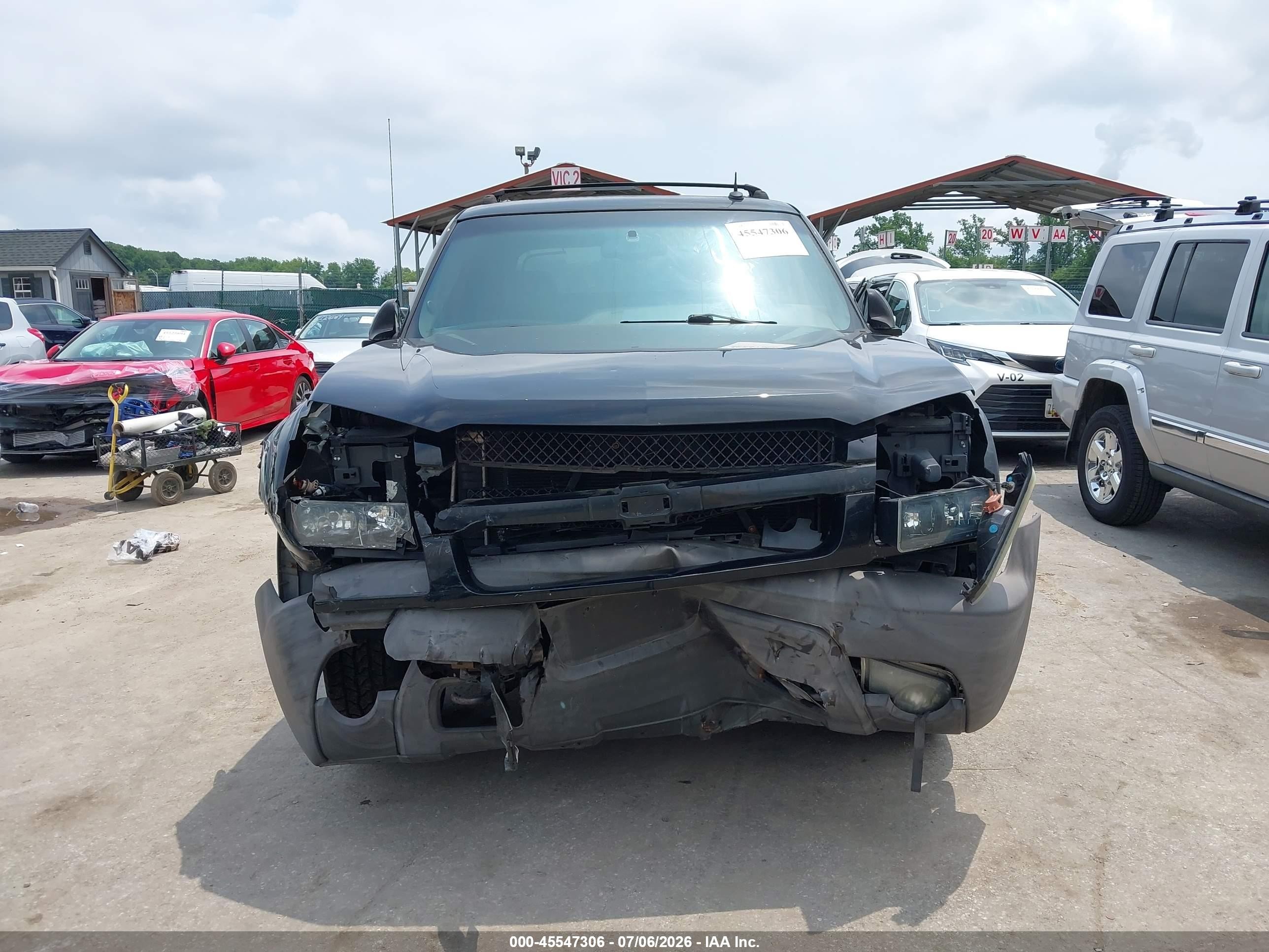 2003 Chevrolet Avalanche 1500   Черный vin: 3GNEK13T73G229942