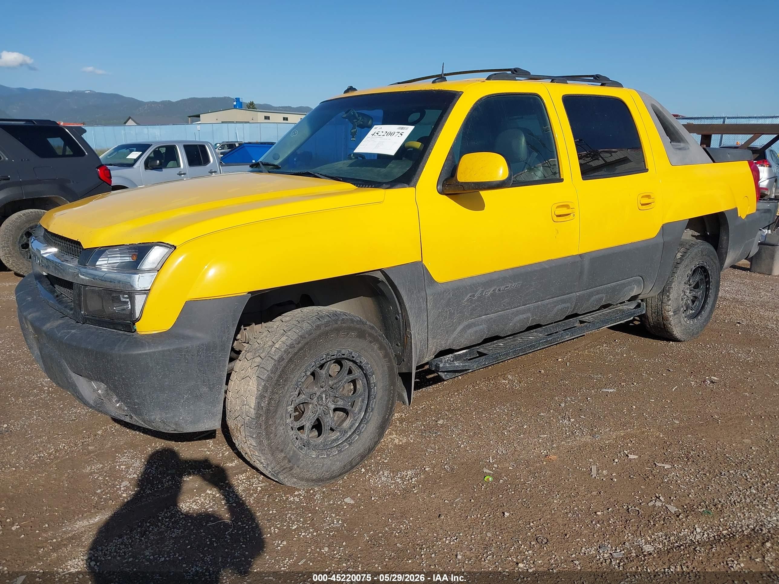2003 Chevrolet Avalanche 1500   Yellow vin: 3GNEK13T73G265842