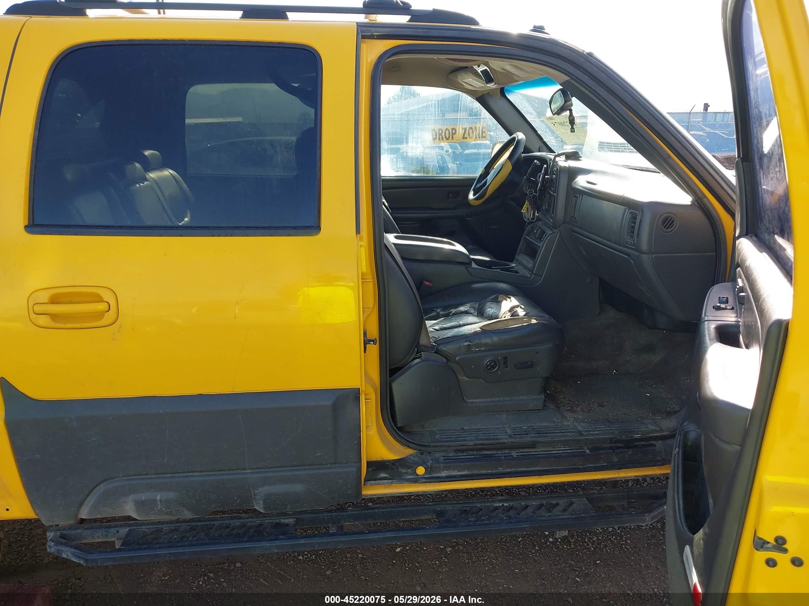 2003 Chevrolet Avalanche 1500   Yellow vin: 3GNEK13T73G265842