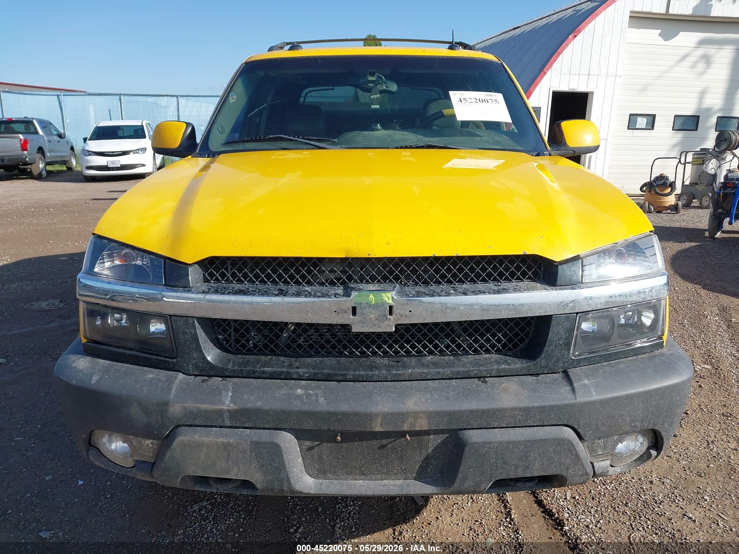 2003 Chevrolet Avalanche 1500   Yellow vin: 3GNEK13T73G265842