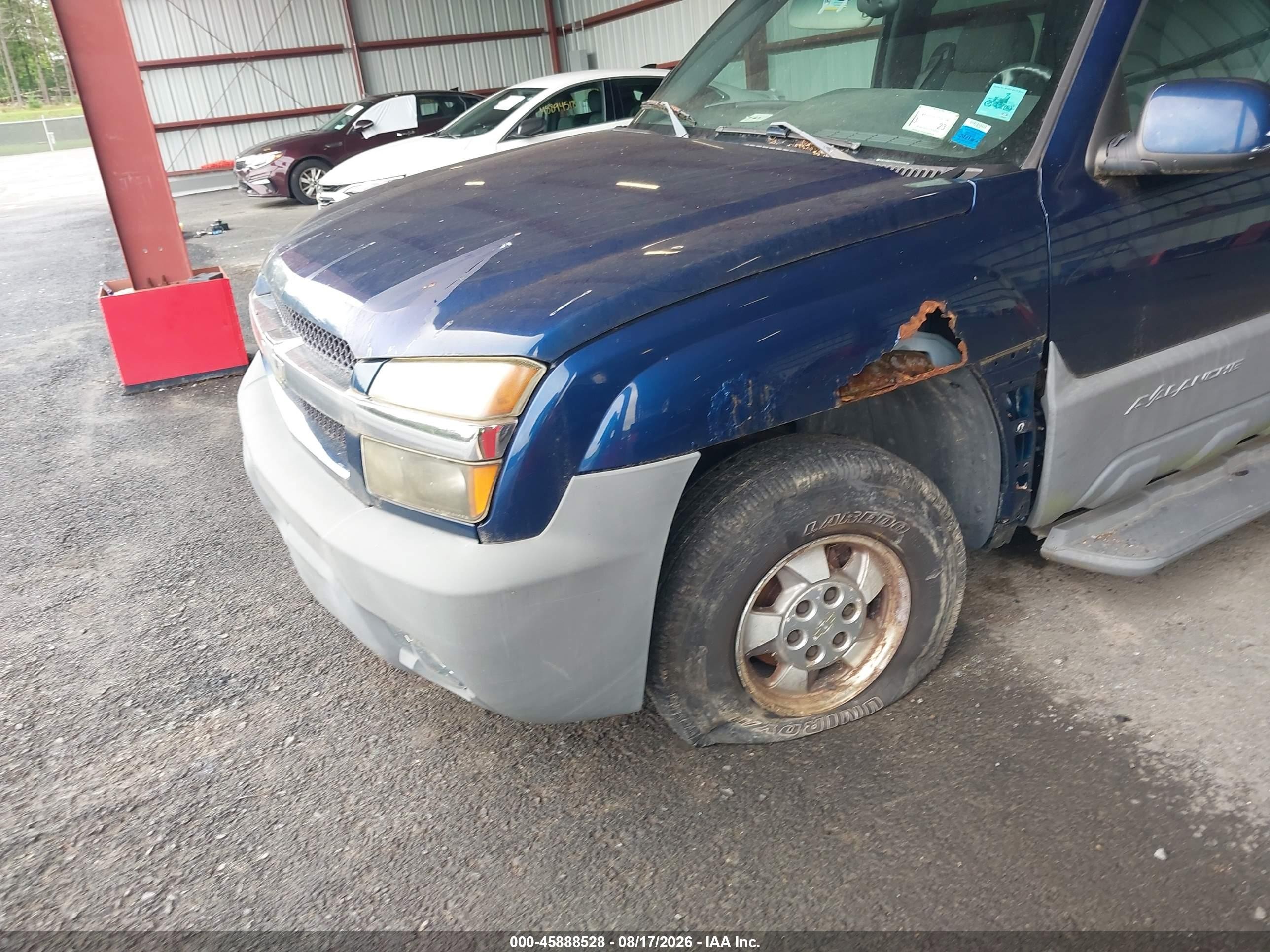 2002 Chevrolet Avalanche 1500   Blue vin: 3GNEK13T82G117004