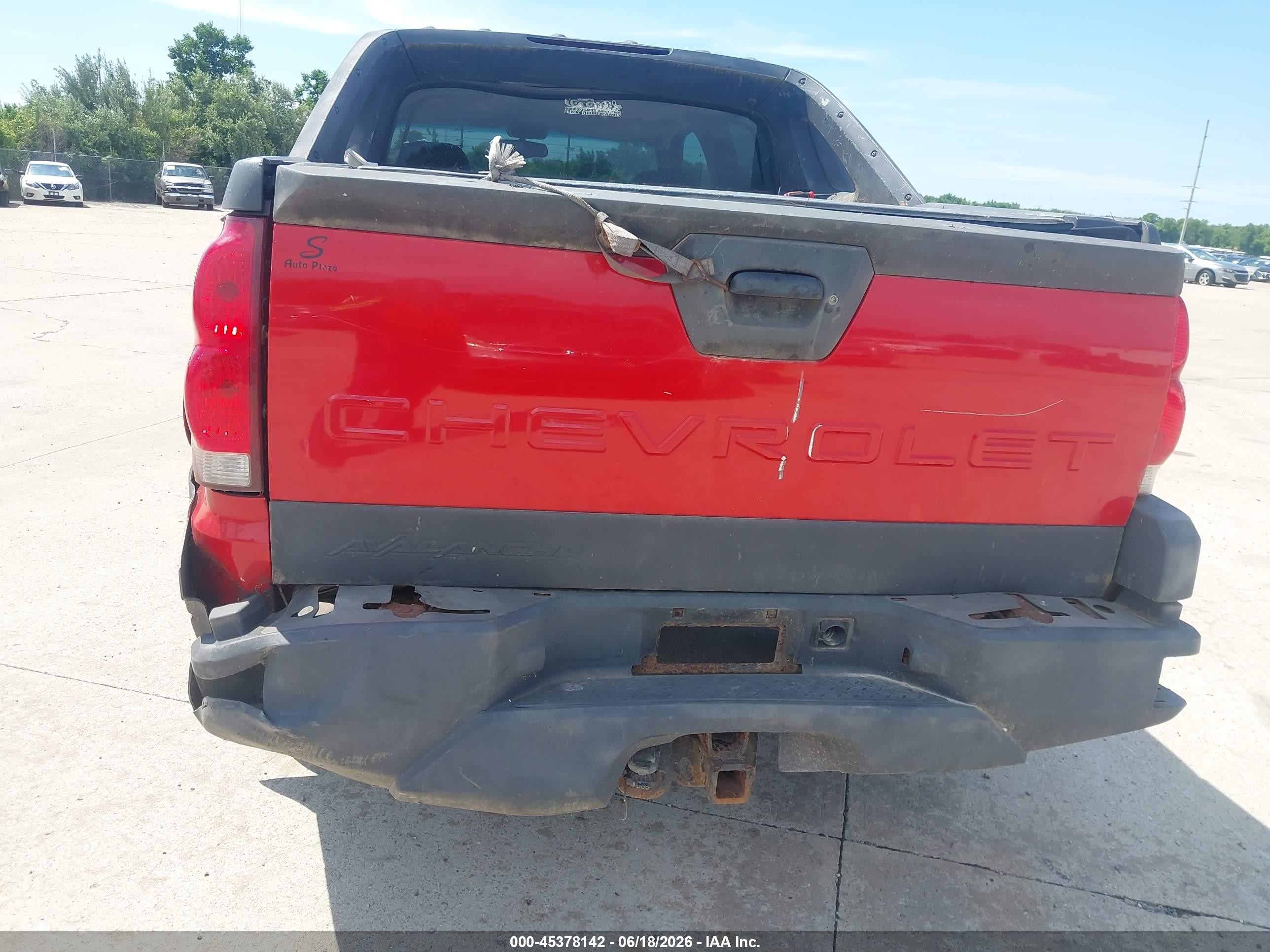 2002 Chevrolet Avalanche 1500   Red vin: 3GNEK13T82G136118