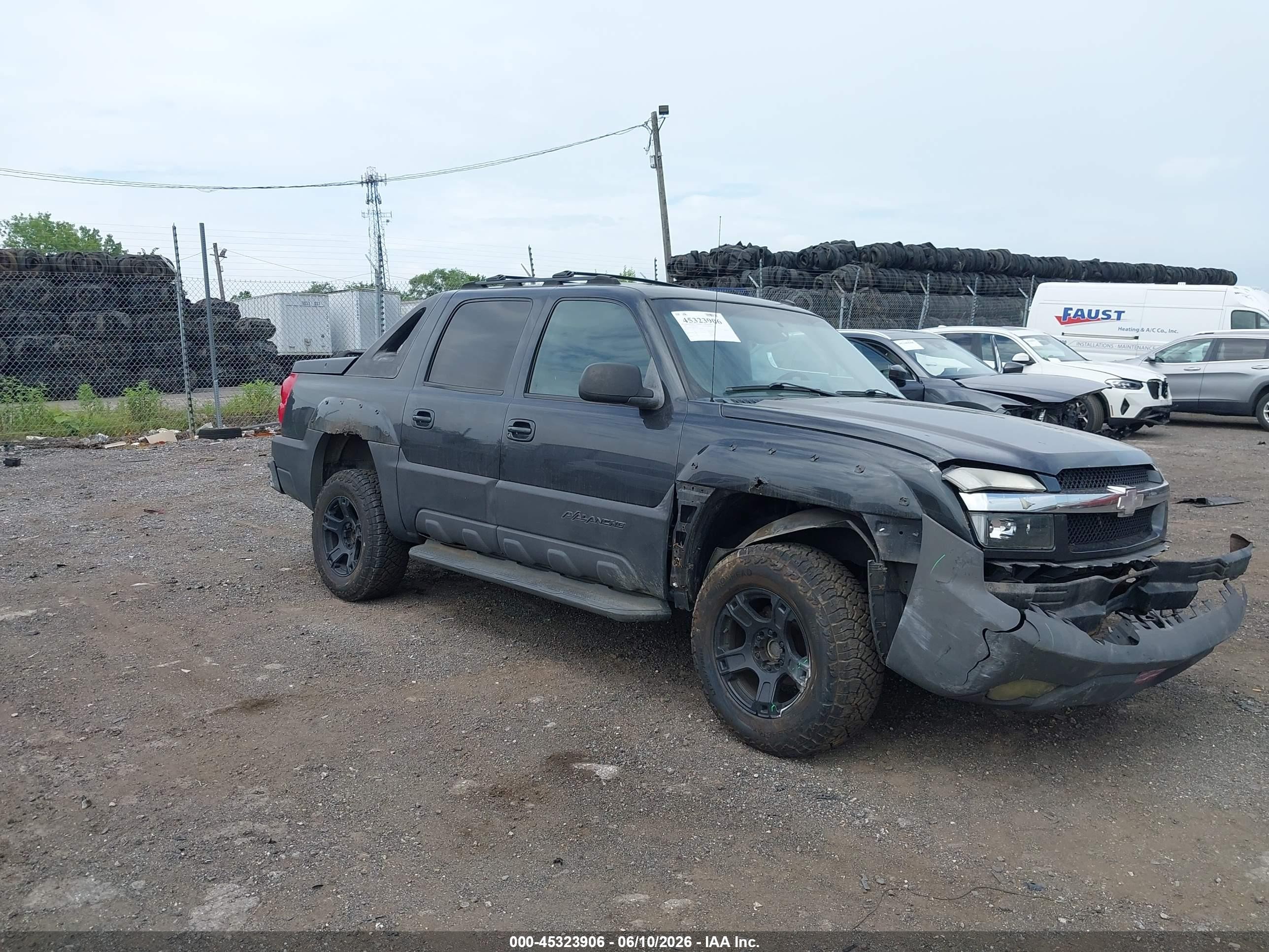 2003 Chevrolet Avalanche 1500   Gray vin: 3GNEK13T83G101354