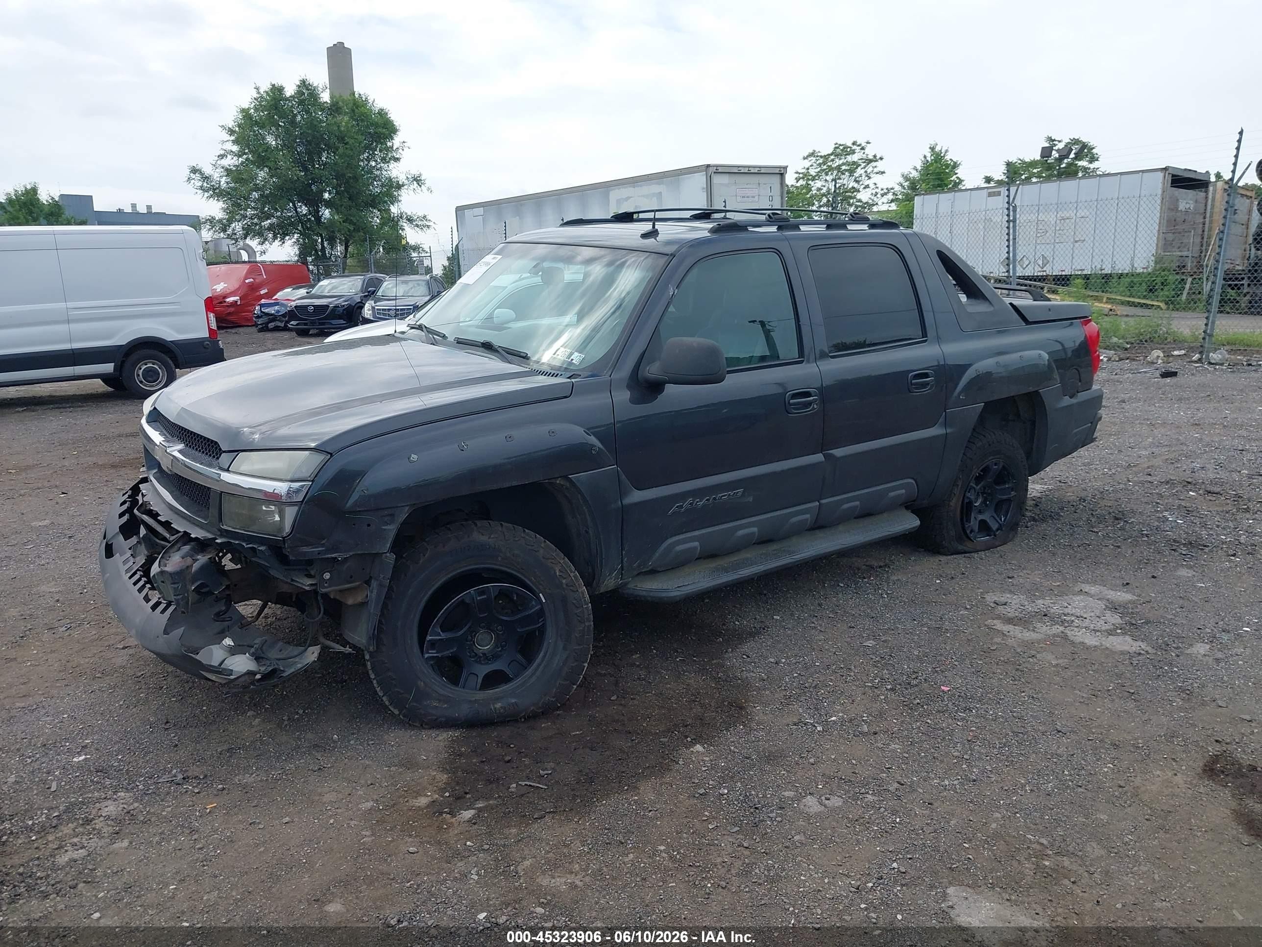 2003 Chevrolet Avalanche 1500   Gray vin: 3GNEK13T83G101354