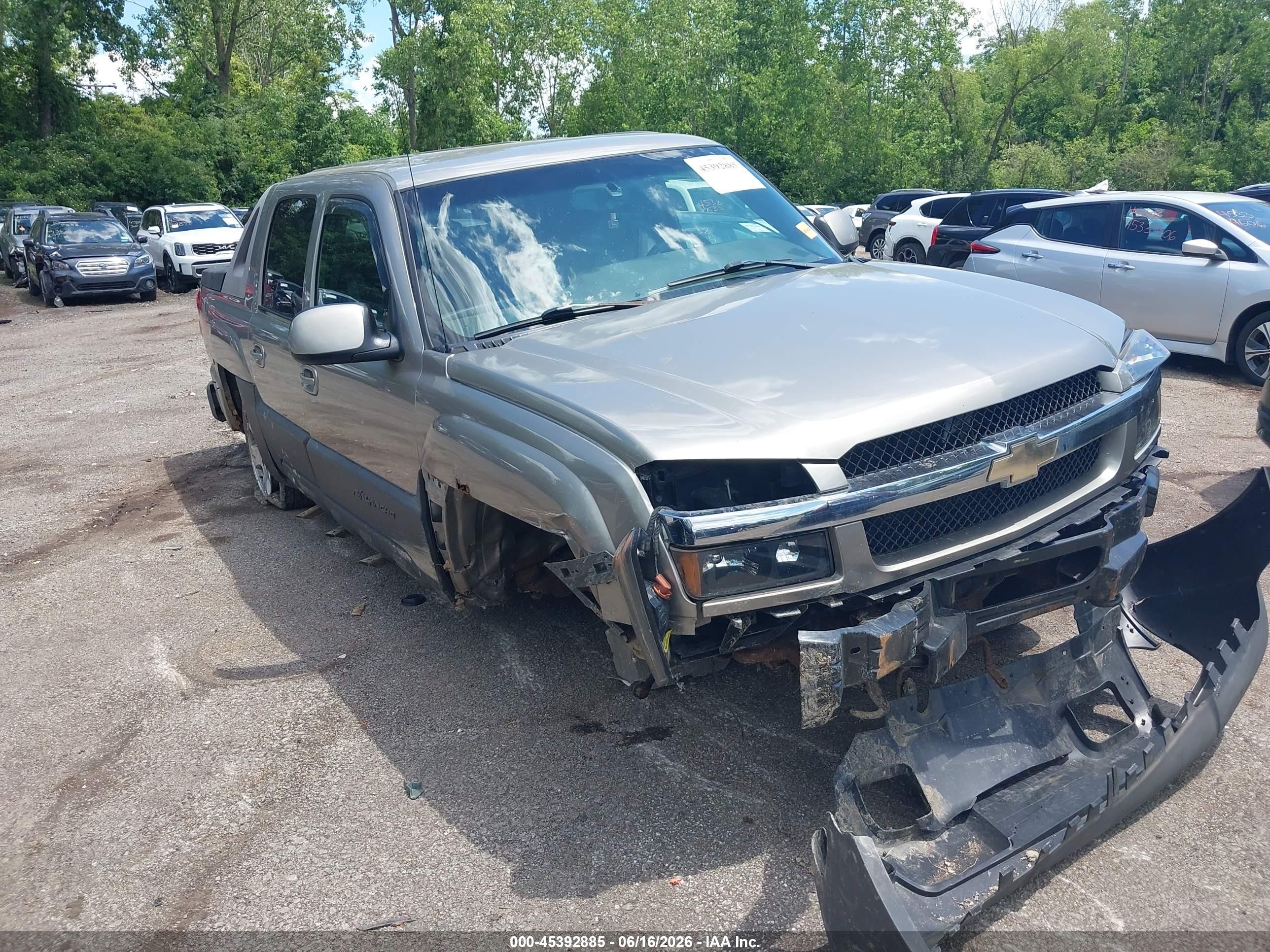 2003 Chevrolet Avalanche 1500   Gray vin: 3GNEK13T83G205049
