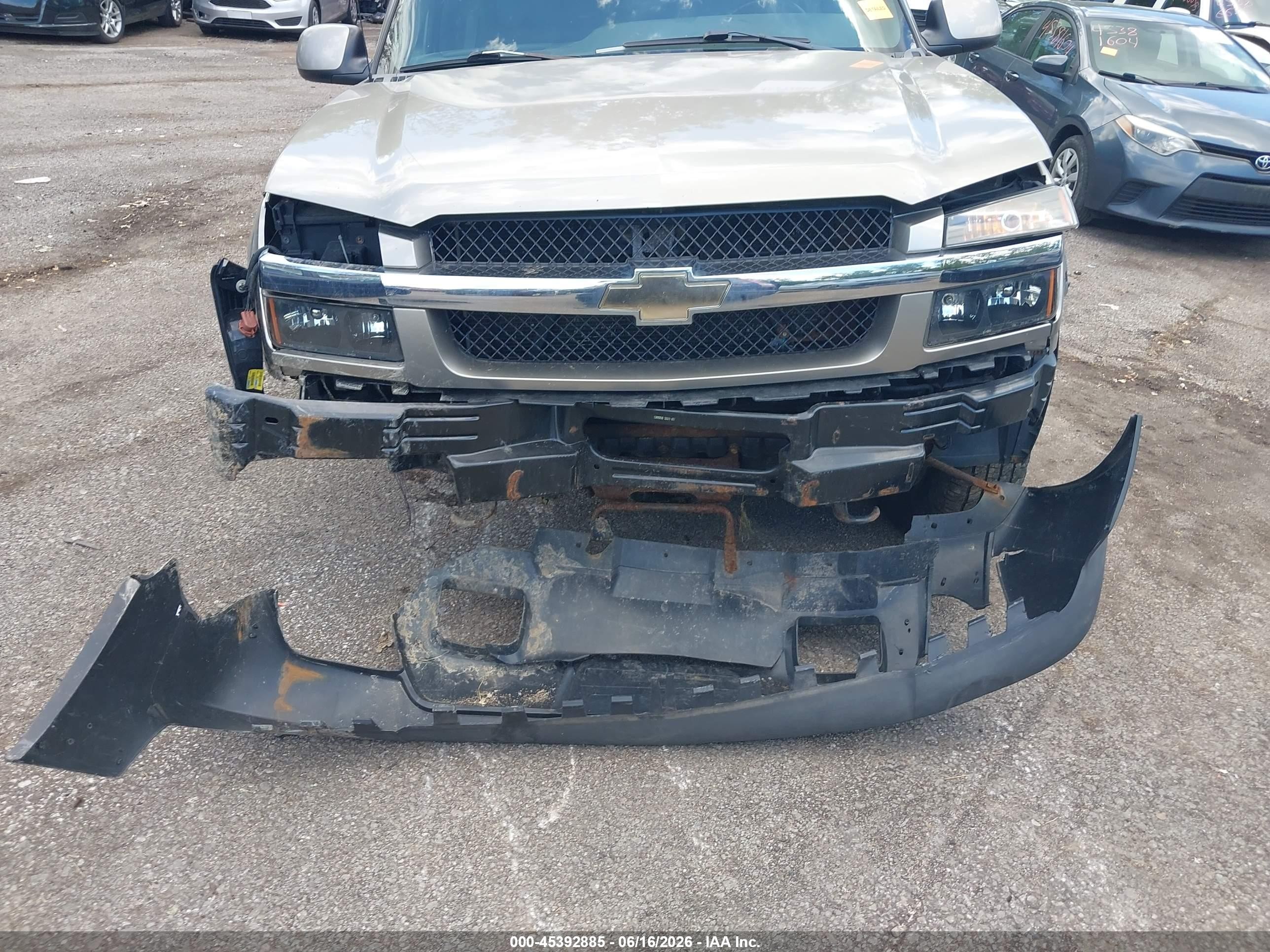 2003 Chevrolet Avalanche 1500   Gray vin: 3GNEK13T83G205049
